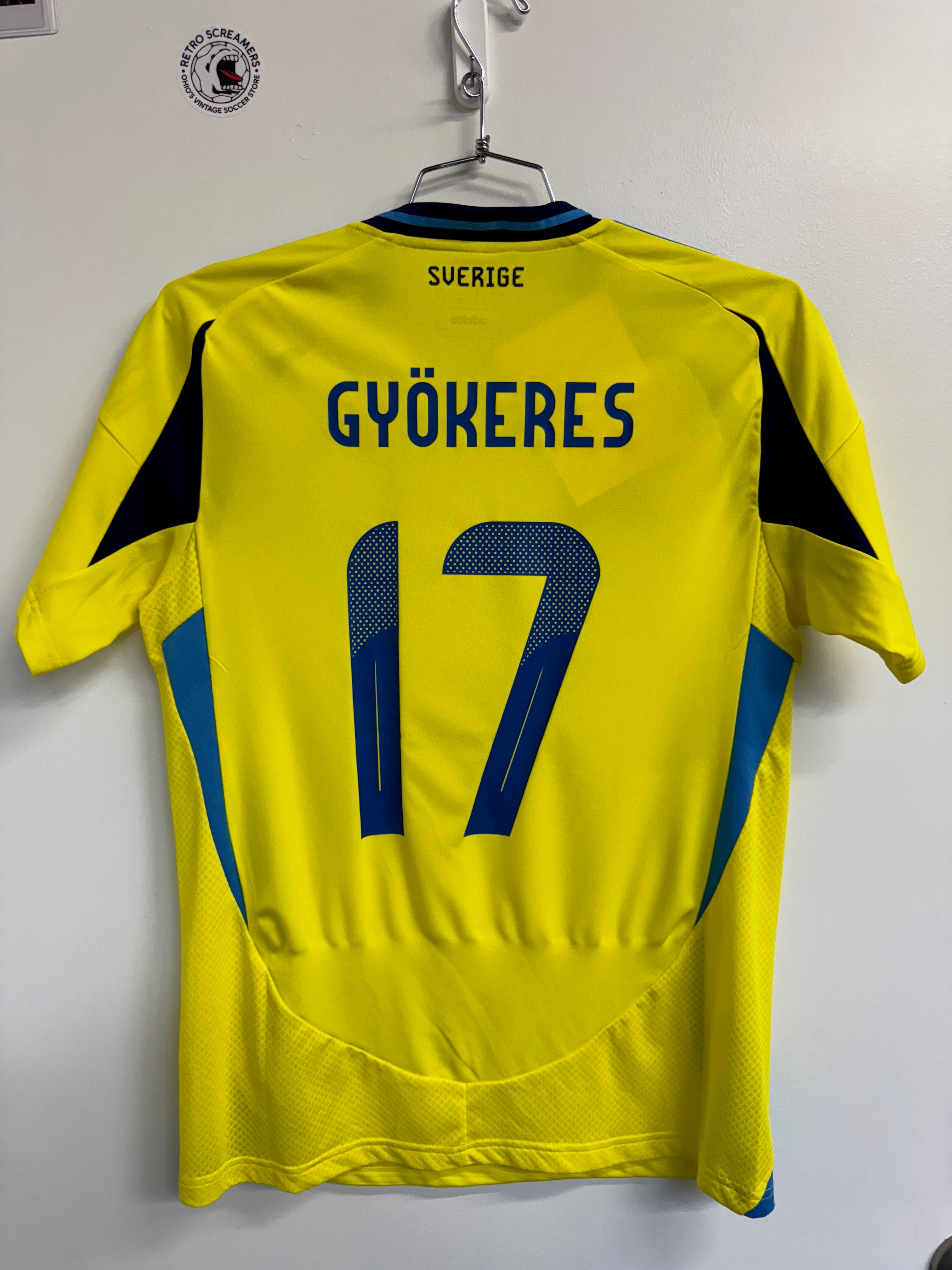 Sweden 2024 Victor Gyokeres #17 Home Shirt | Retro Screamers