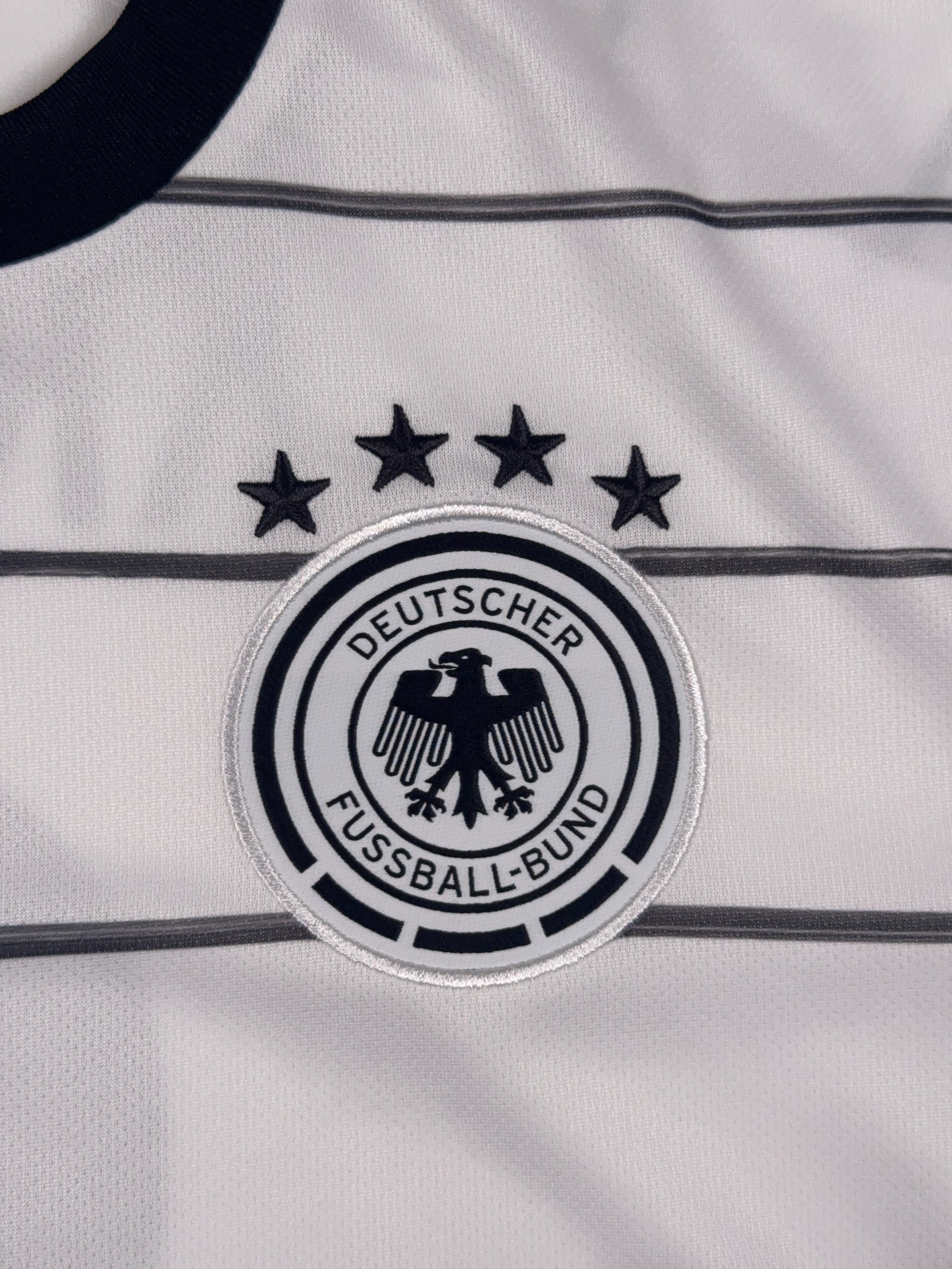 Germany 2020/21 Toni Kroos #8 Home Shirt - M