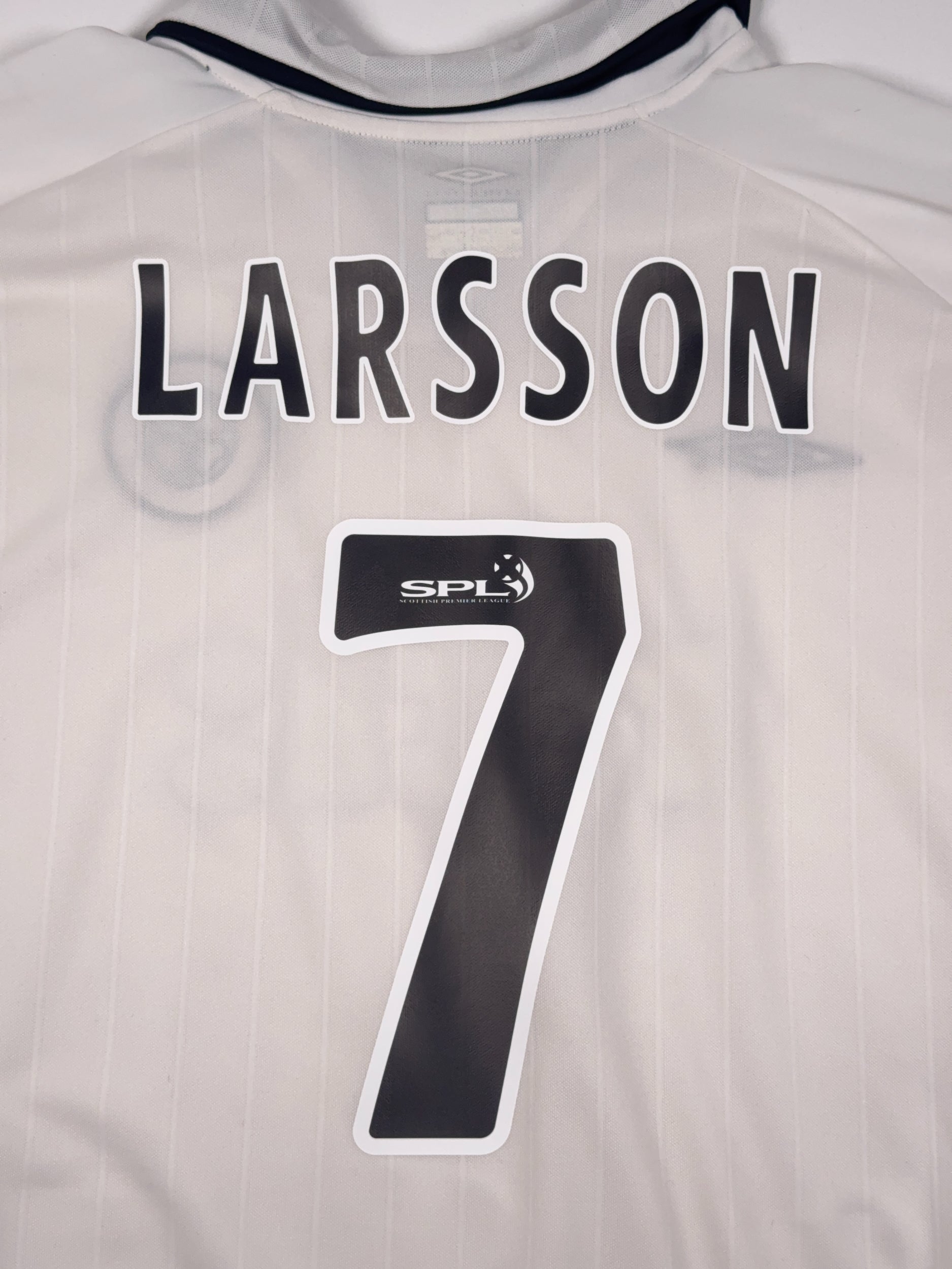 Celtic 2000/01 Henrik Larsson #7 Away Shirt - XL