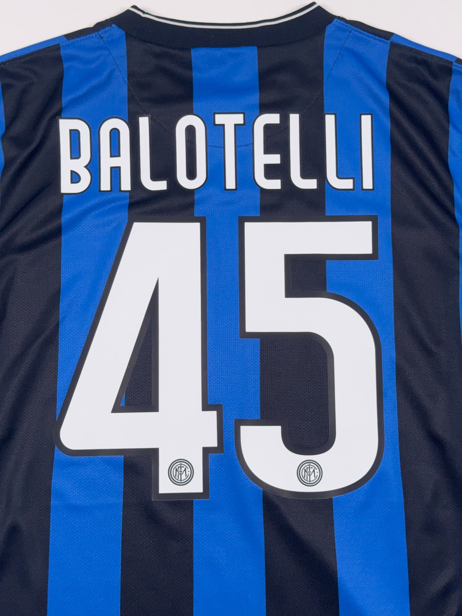 Inter Milan 2009/10 Mario Balotelli #45 Home Shirt - L