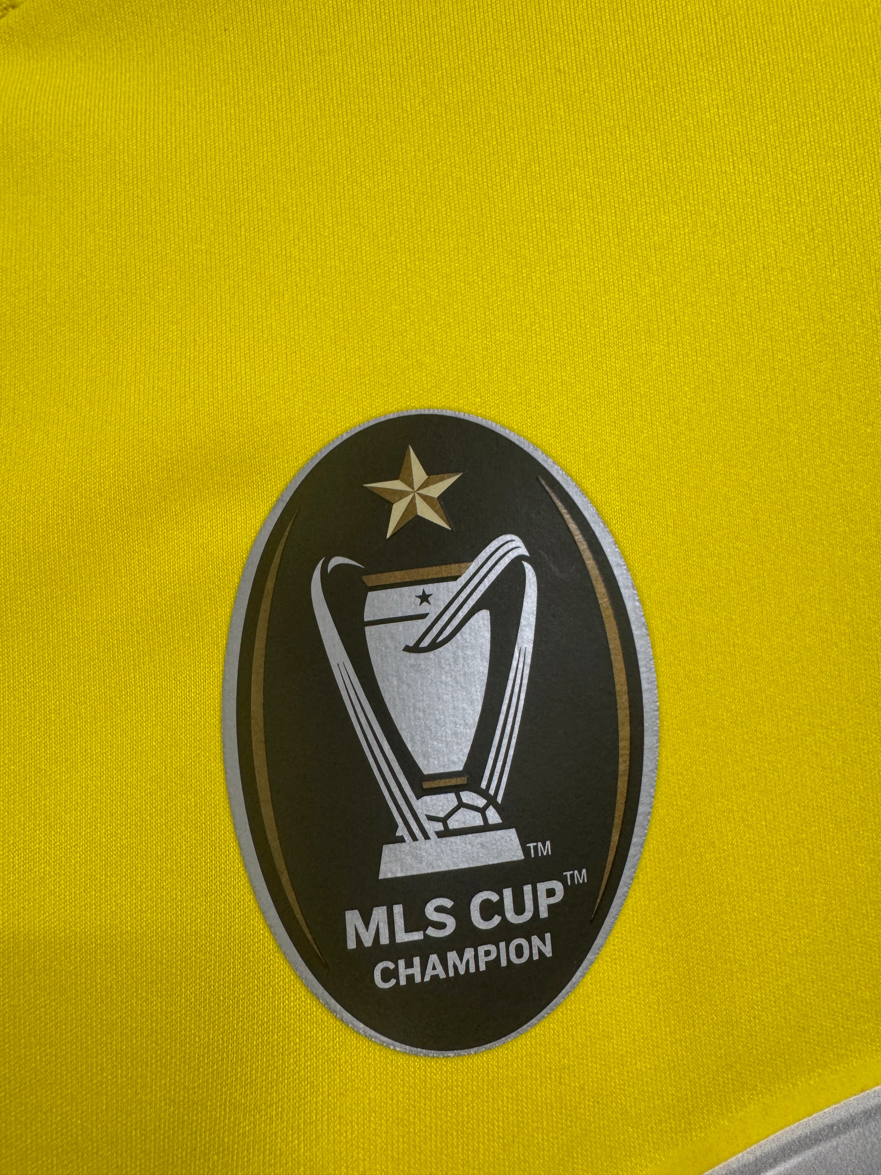 Columbus Crew 2010/11 Steven Lenhart #32 Home Shirt | Retro Screamers