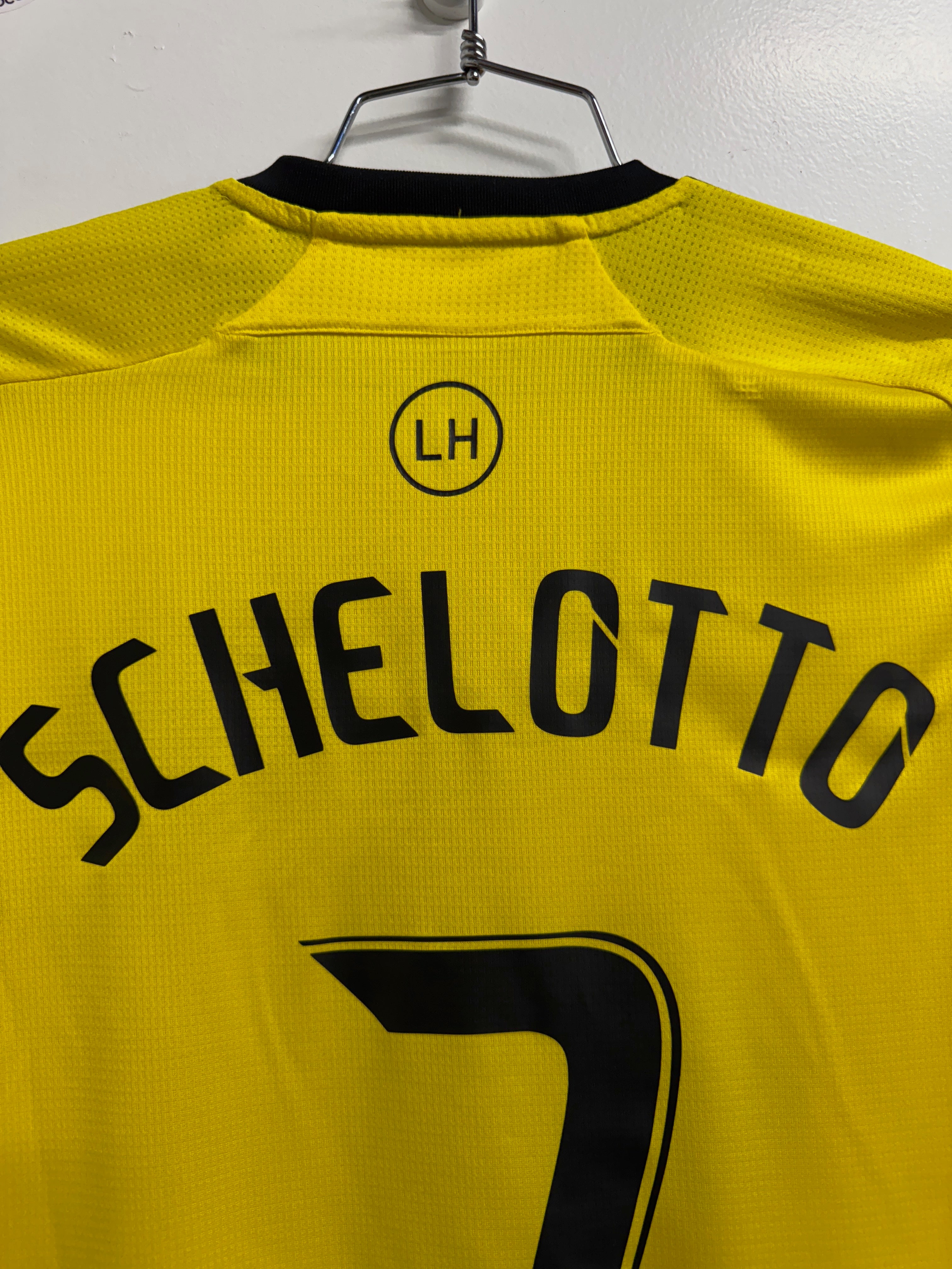 Columbus Crew 2010/12 Guillermo Barros Schelotto #7 Home Shirt | Retro Screamers