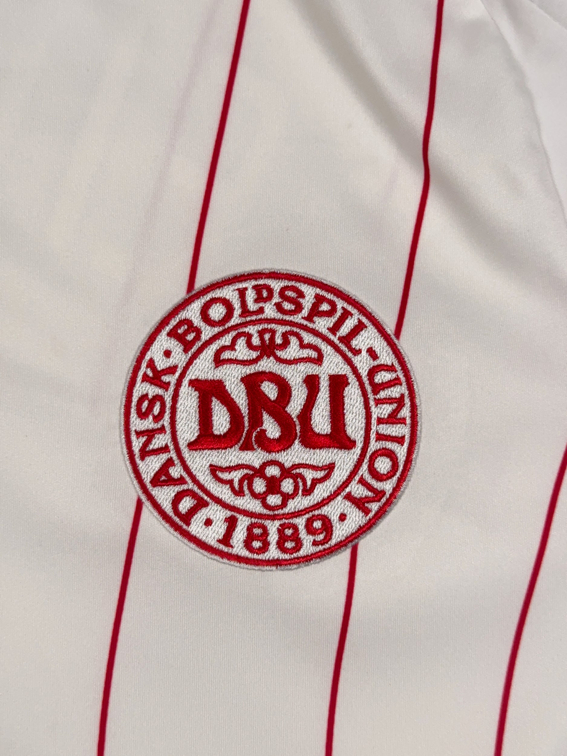 Denmark 2008/09 Nicklas Bendtner #11 Formotion Away Shirt - L