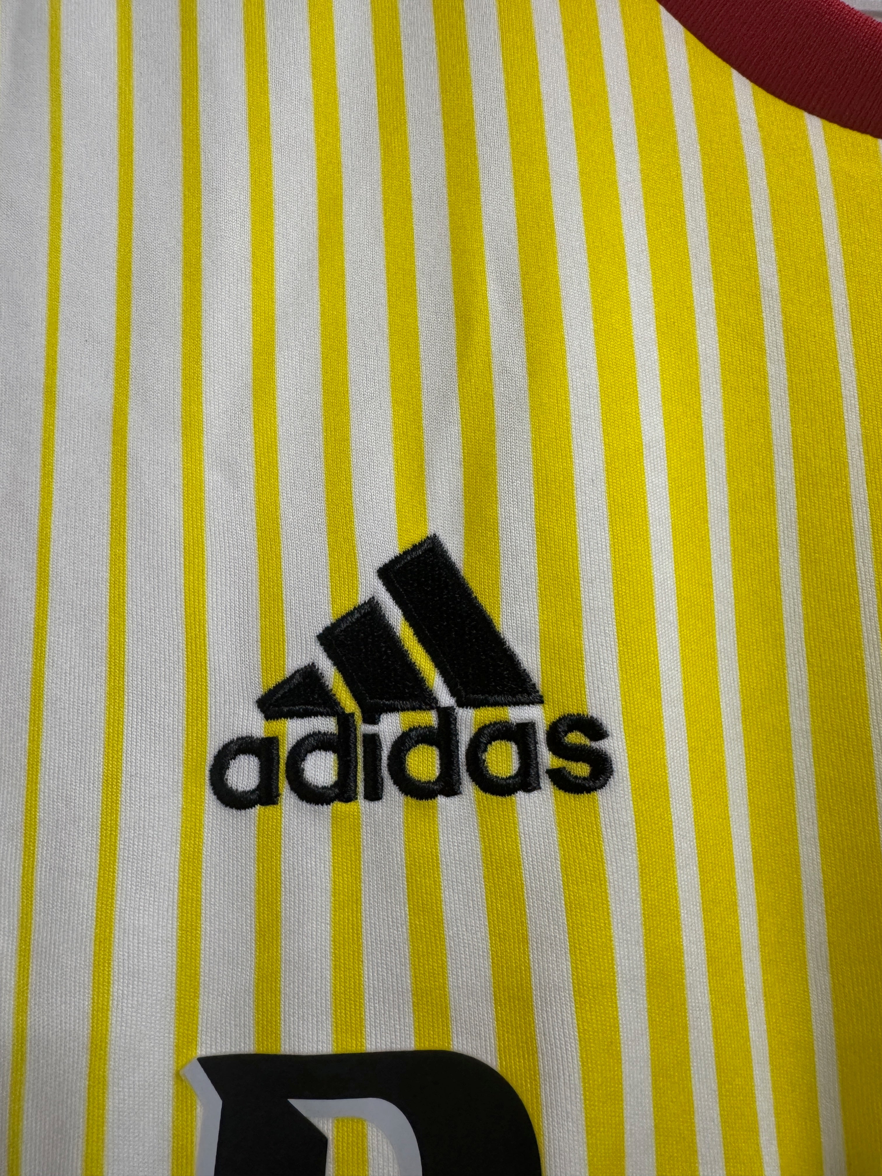 Columbus Crew 2016/17 Away Shirt | Retro Screamers