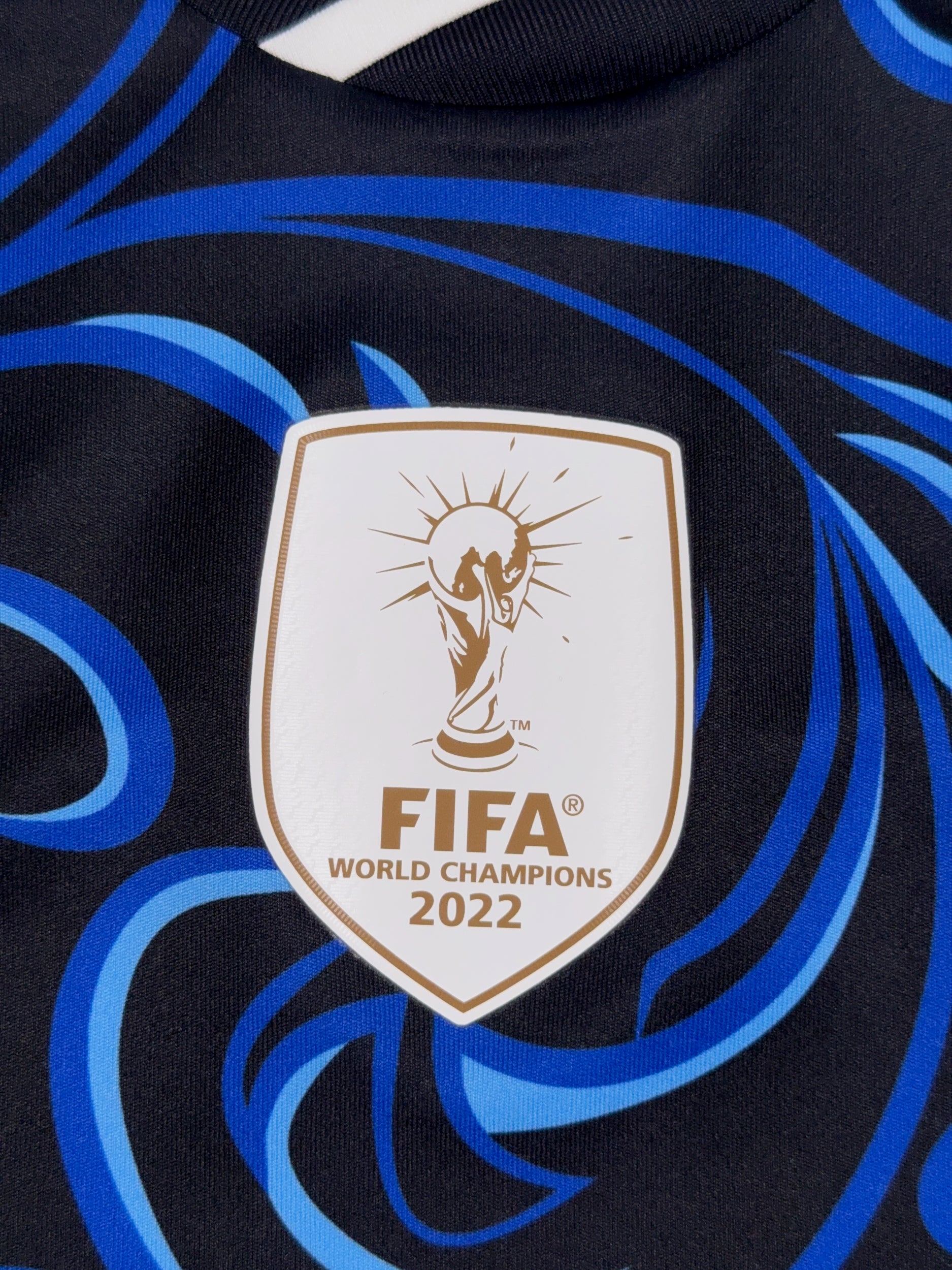 Argentina 2026/27 Away Shirt - L