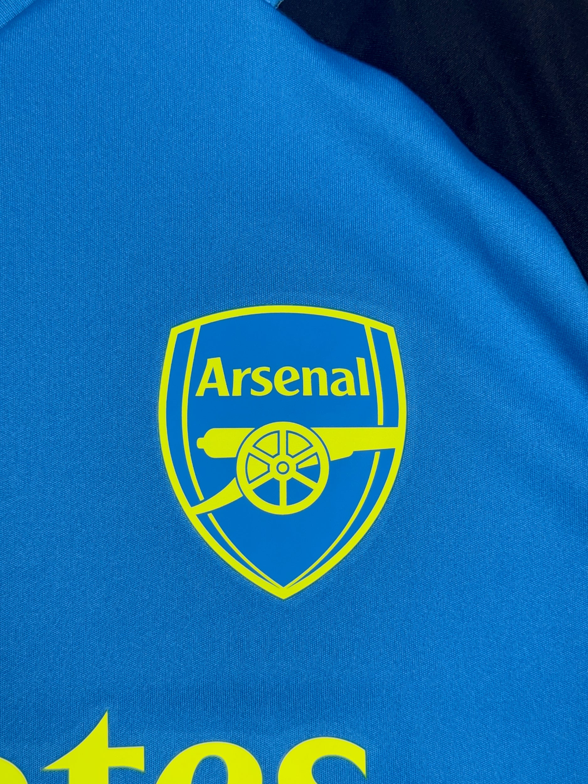Arsenal 2023/24 Training Shirt - XL