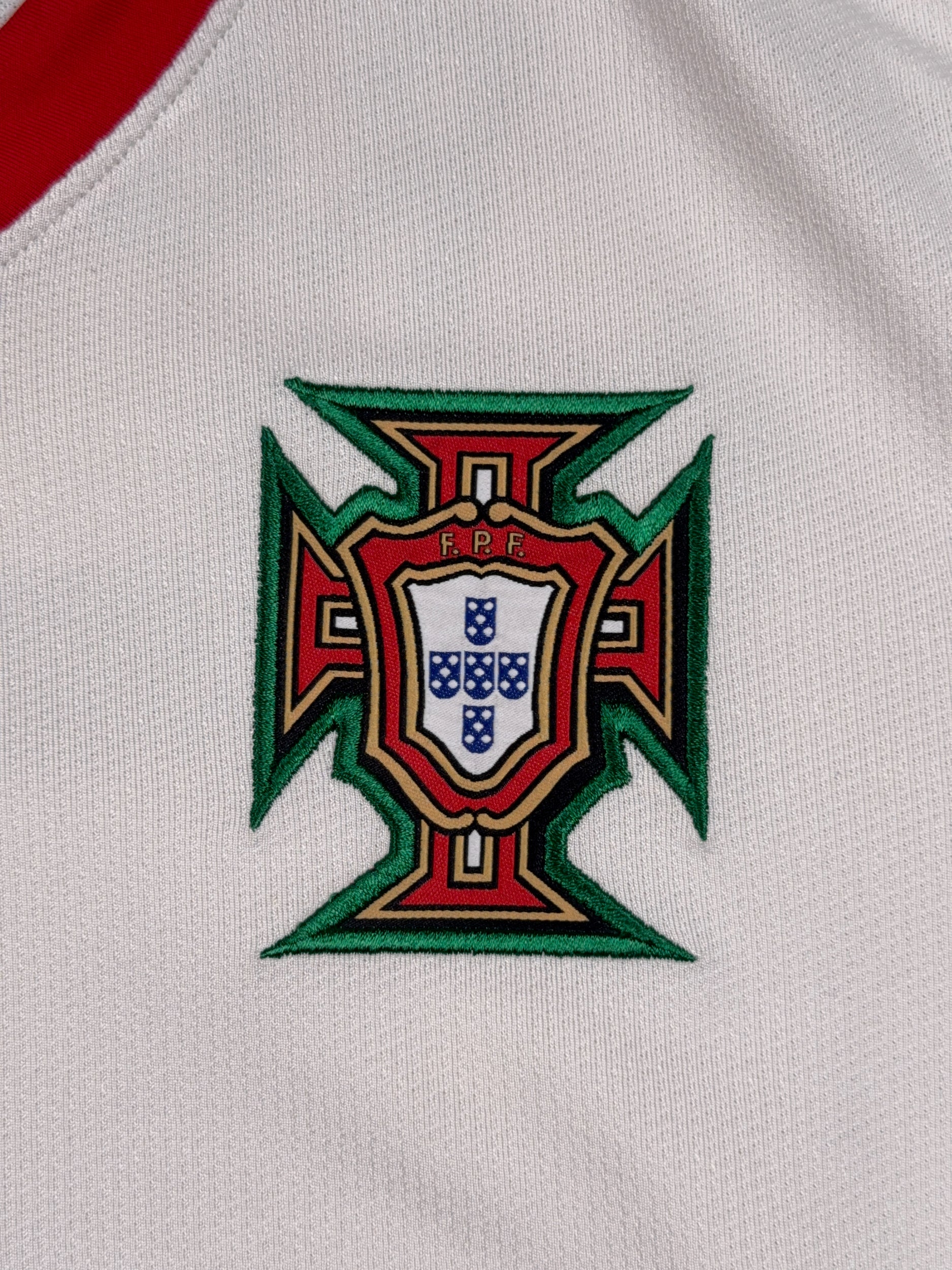 Portugal 2008/10 Cristiano Ronaldo #7 Away Shirt - L