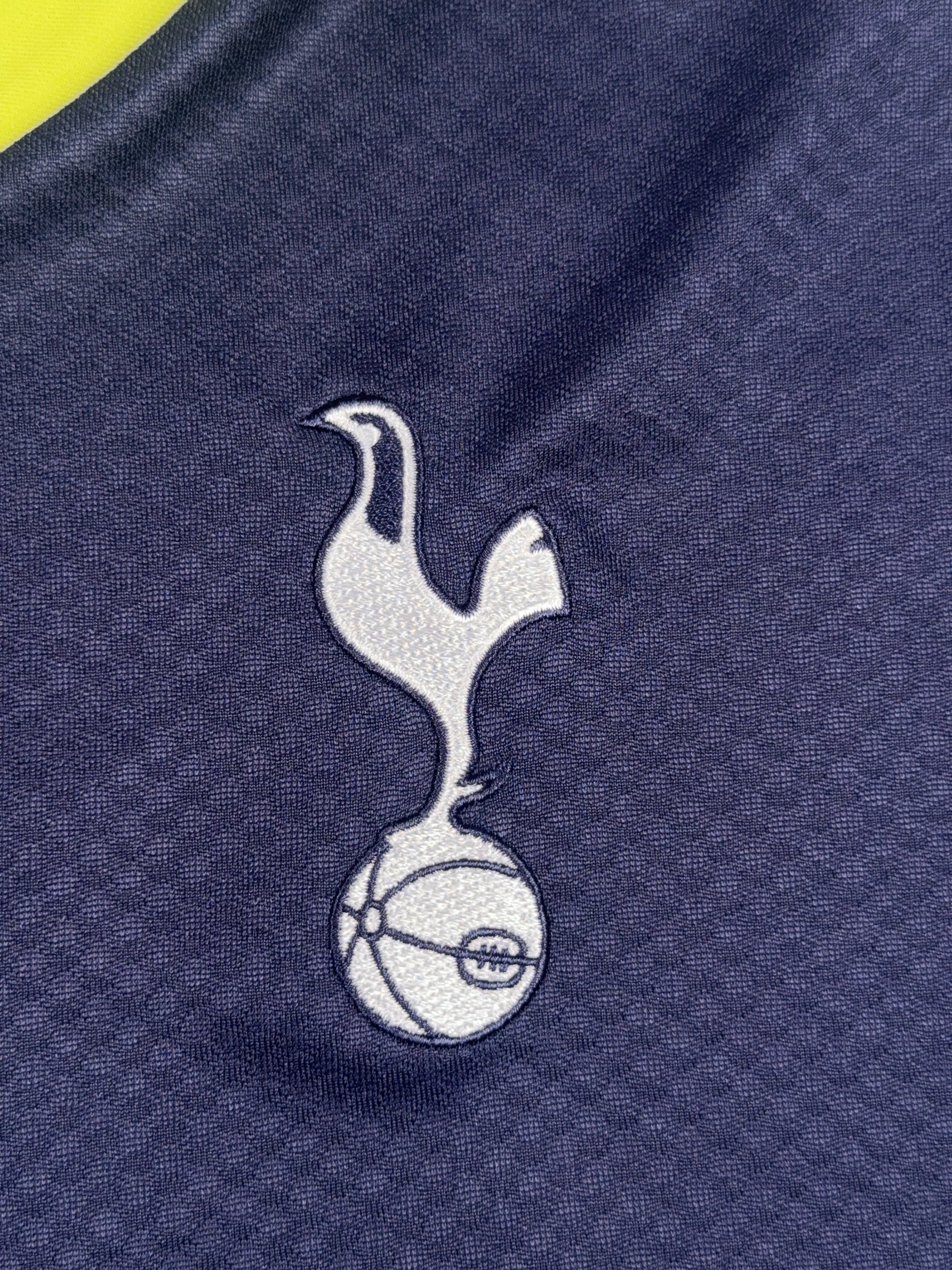 Tottenham Hotspur 2010/11 Third Shirt - XL