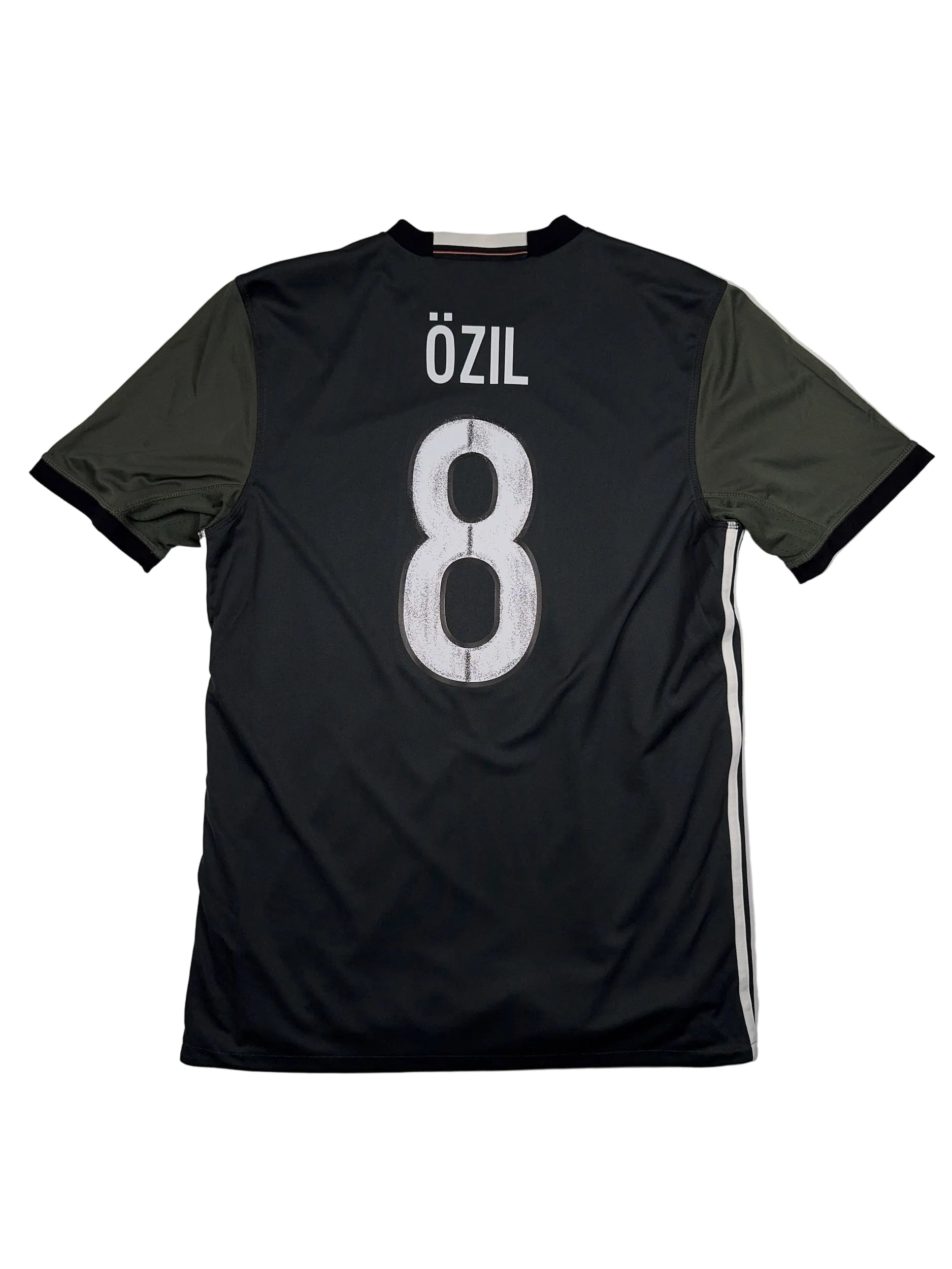 Germany 2016/17 Mesut Ozil #8 Away Shirt (Reversible) - M