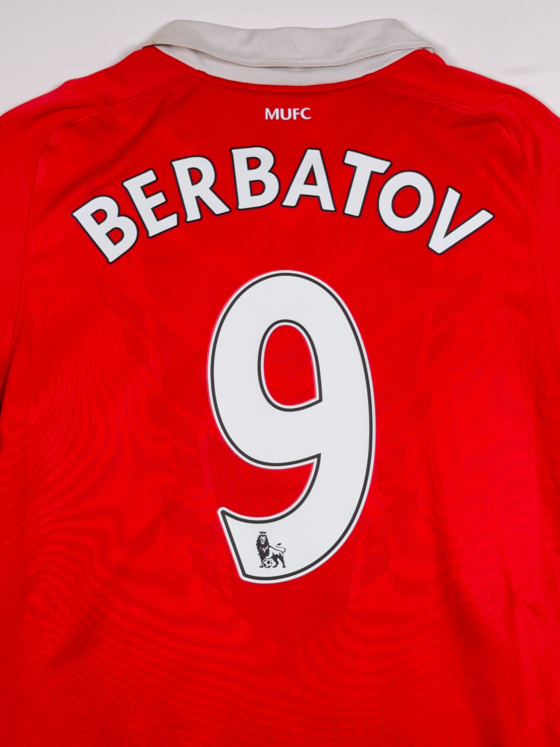 Manchester United 2010/11 Dimitar Berbatov #9 Home Shirt - L