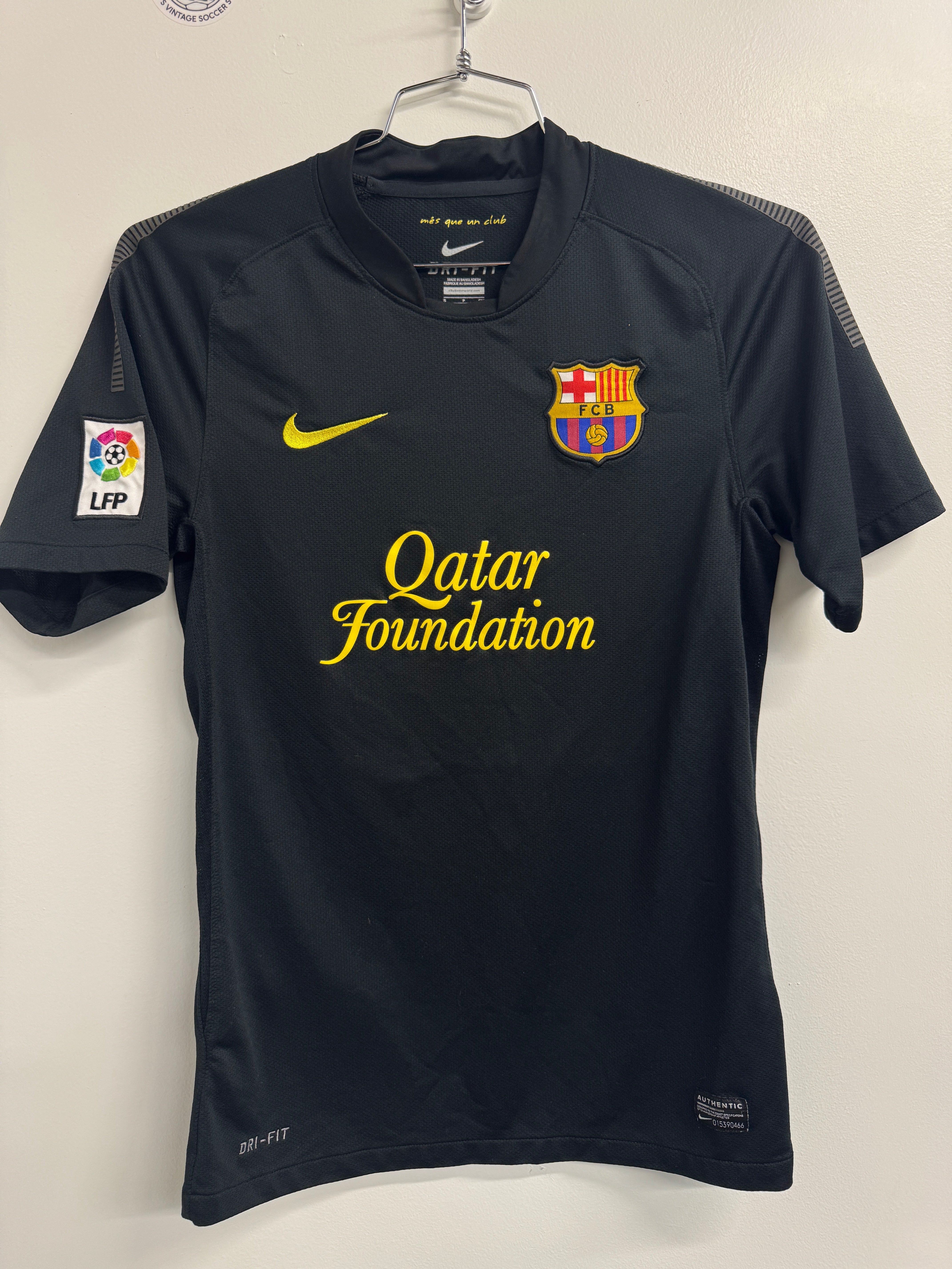 Barcelona 2011/12 Lionel Messi #10 Away Shirt | Retro Screamers