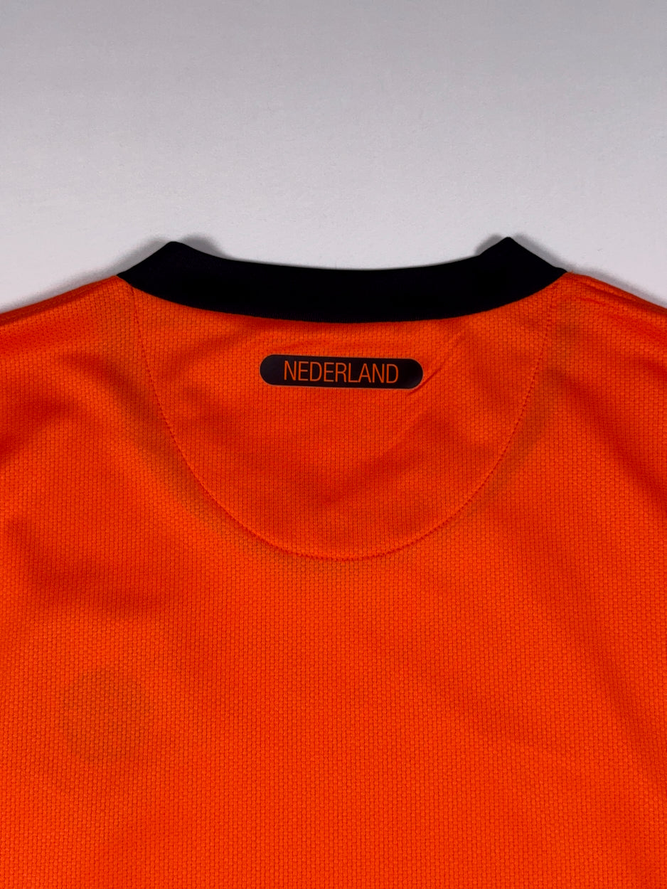 Netherlands 2010/11 Home - M