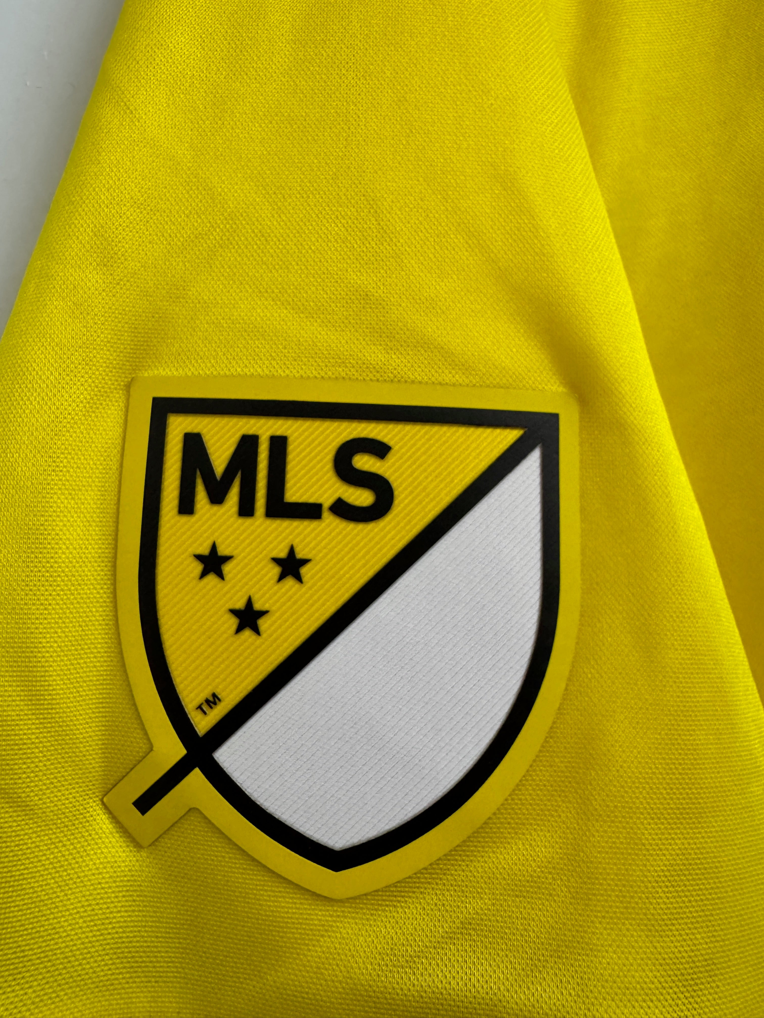 Columbus Crew 2017/19 Will Trapp #6 Home Shirt | Retro Screamers