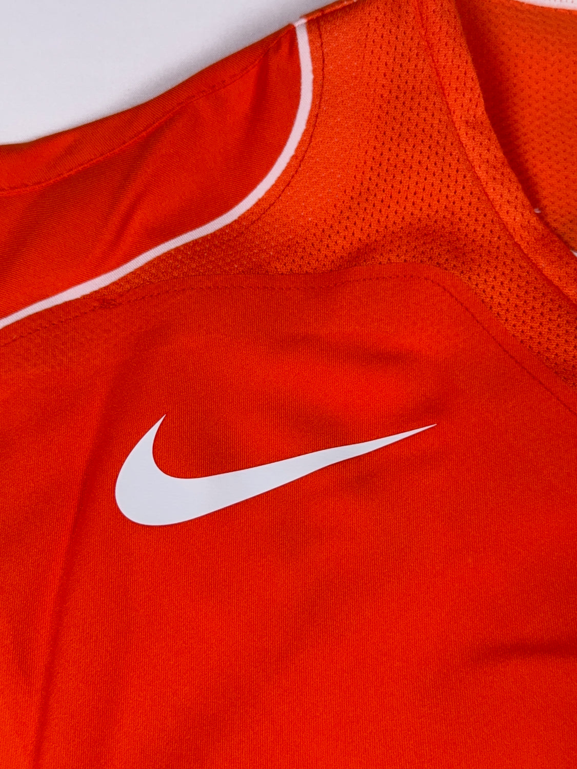 Netherlands 2004/05 Wesley Sneijder #8 Match Prepared vs USA with Tags Home Longsleeve Shirt - L