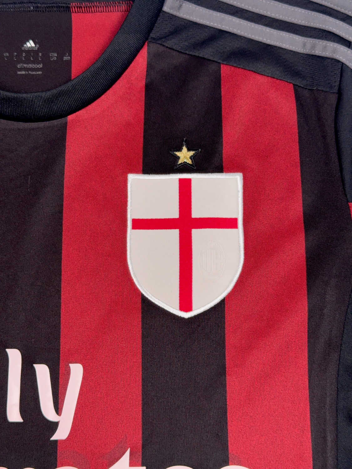 AC Milan 2015/16 Home Shirt - L