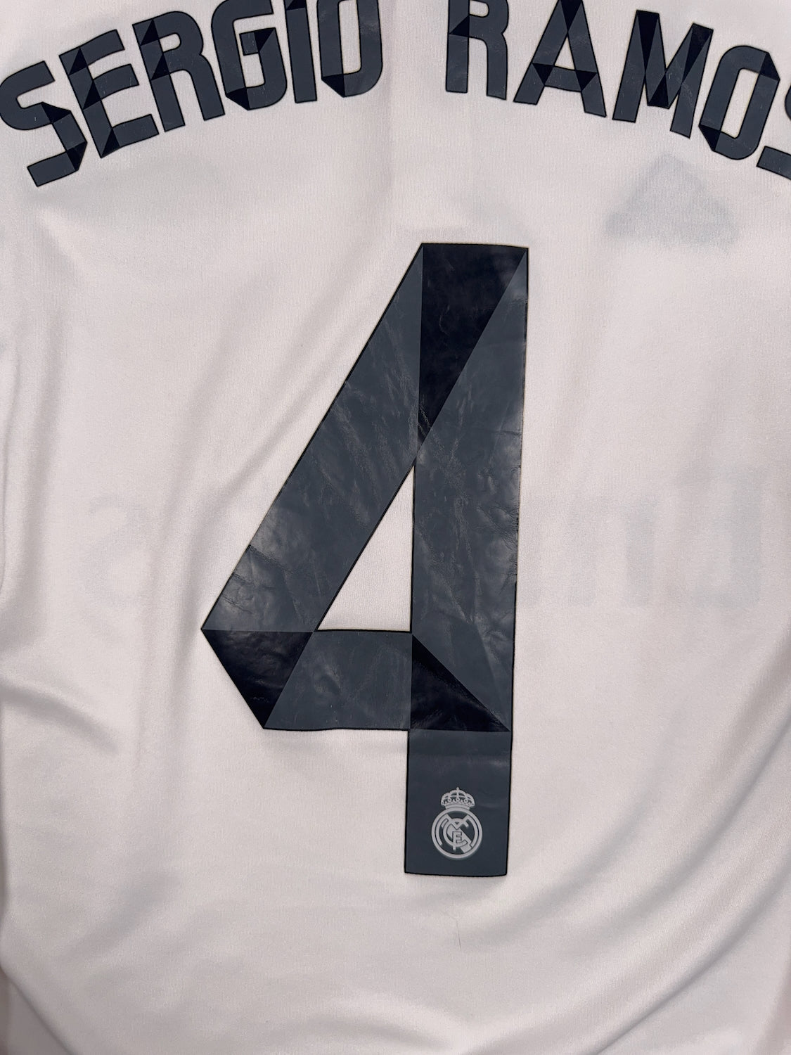 Real Madrid 2014/15 Sergio Ramos #4 Home Shirt - M