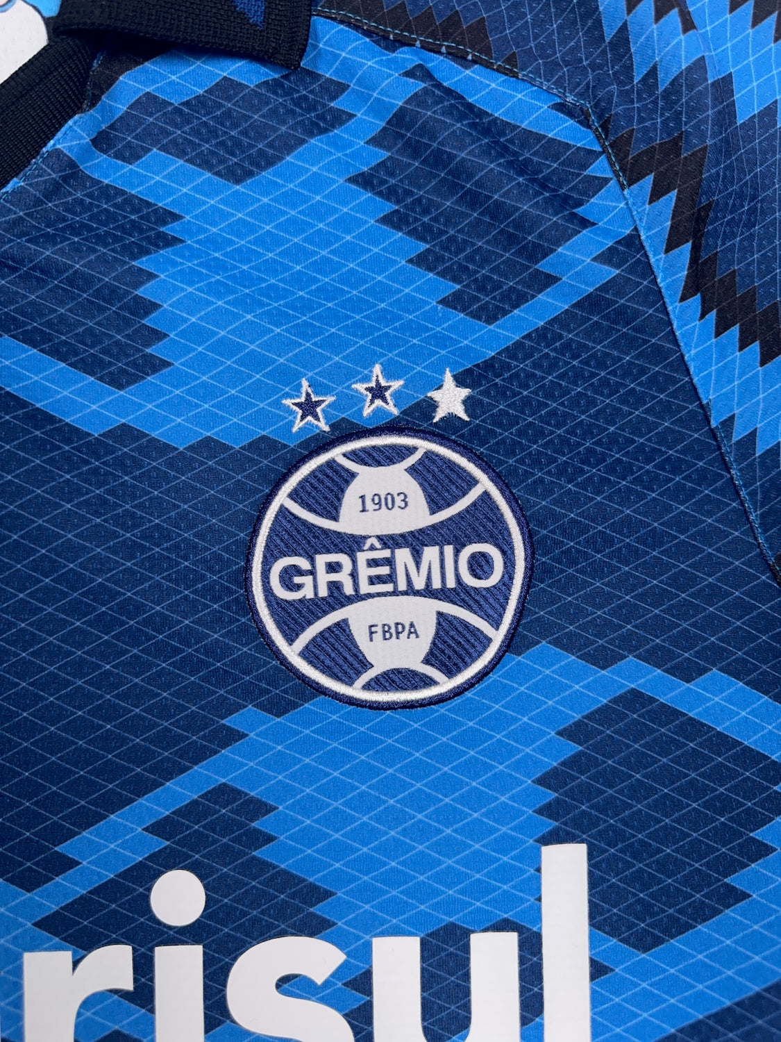 Gremio 2021/22 Third Shirt - M