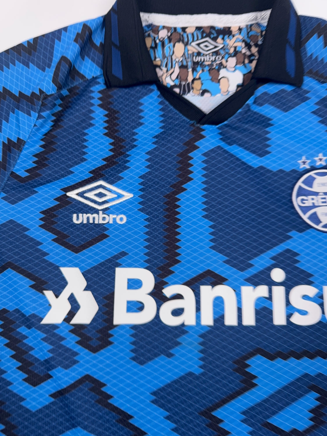 Gremio 2021/22 Third Shirt - M