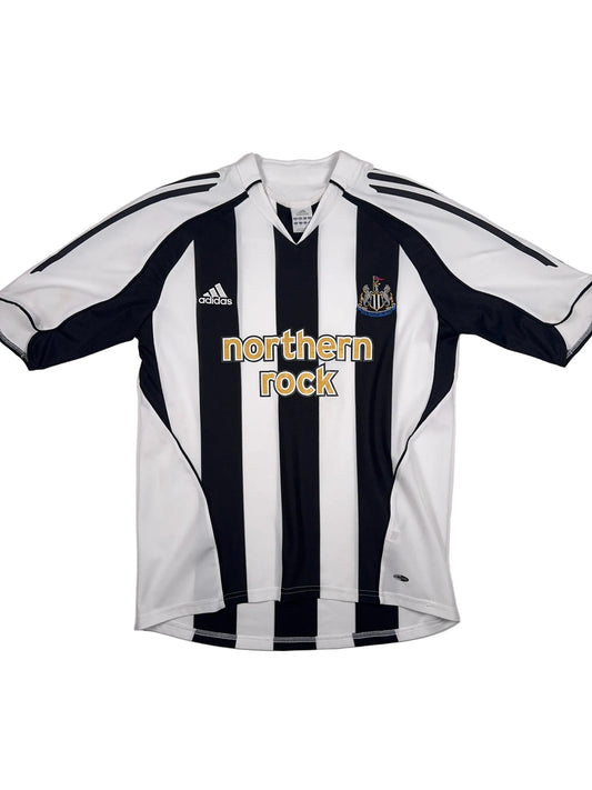 Newcastle United 2005/06 Home Shirt - M