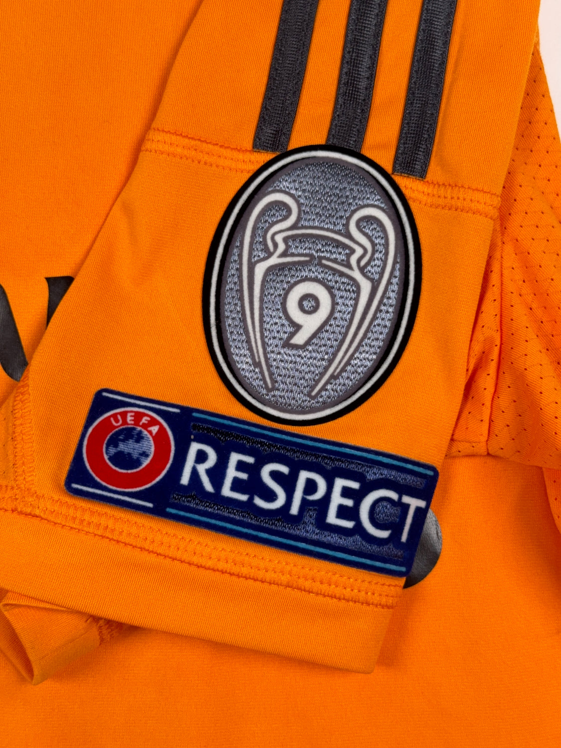 Real Madrid 2013/14 Cristiano Ronaldo #7 Third Shirt - M