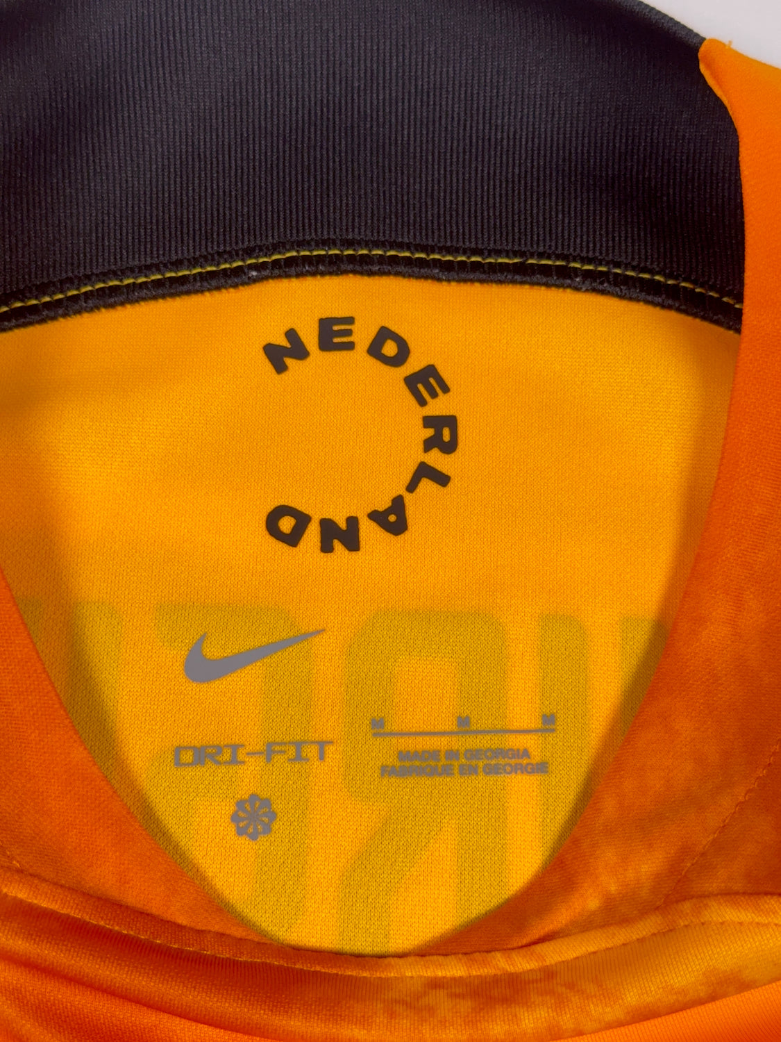 Netherlands 2022/23 Virgil Van Dijk #4 Home Longsleeve Shirt - M