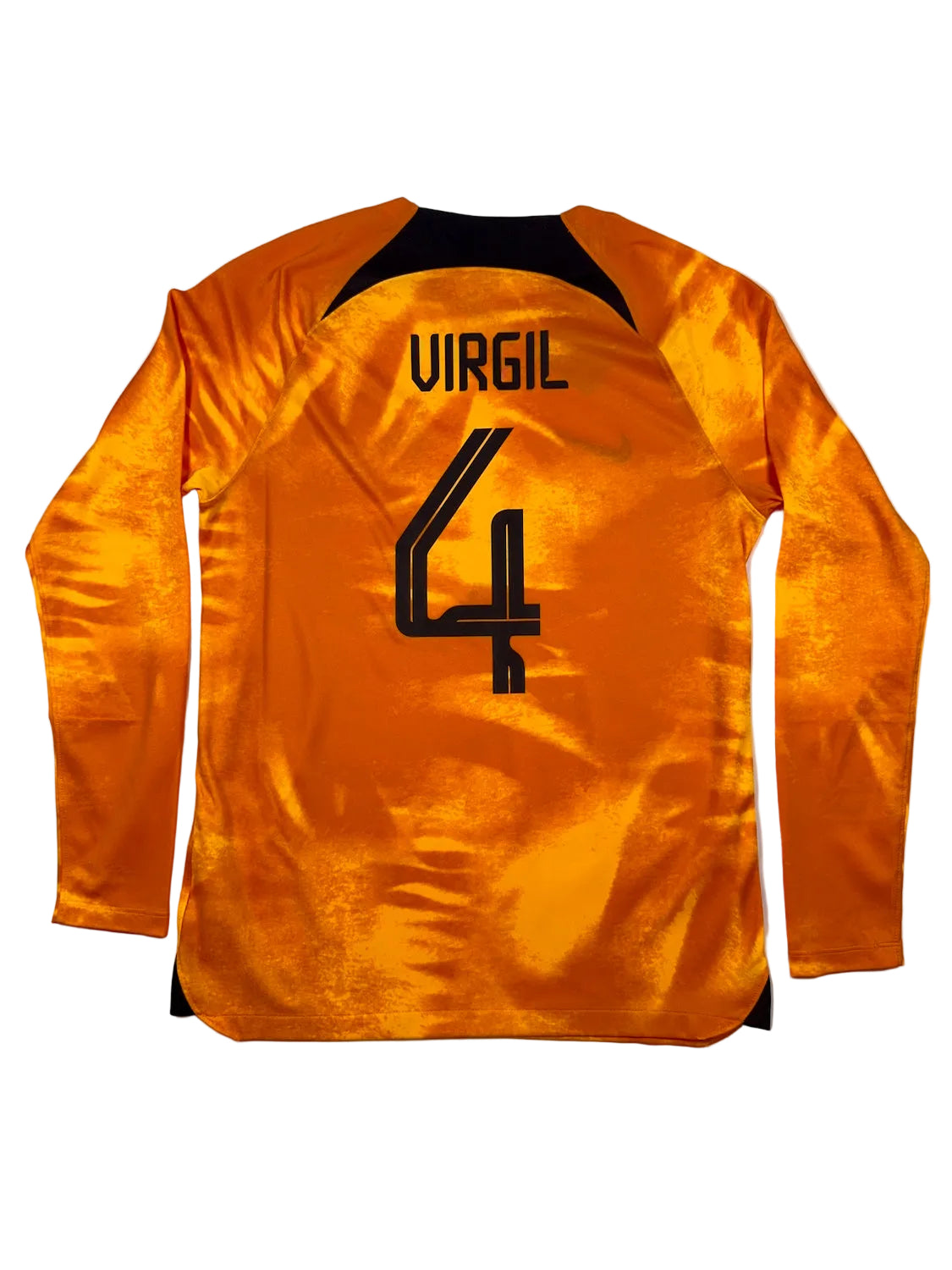 Netherlands 2022/23 Virgil Van Dijk #4 Home Longsleeve Shirt - M