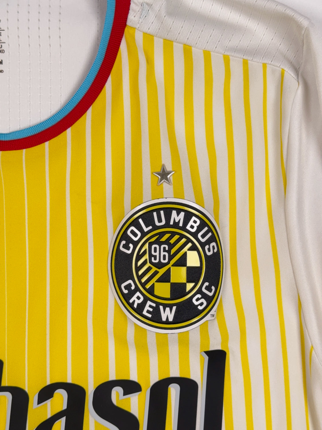 Columbus Crew 2016/17 Away Shirt - L