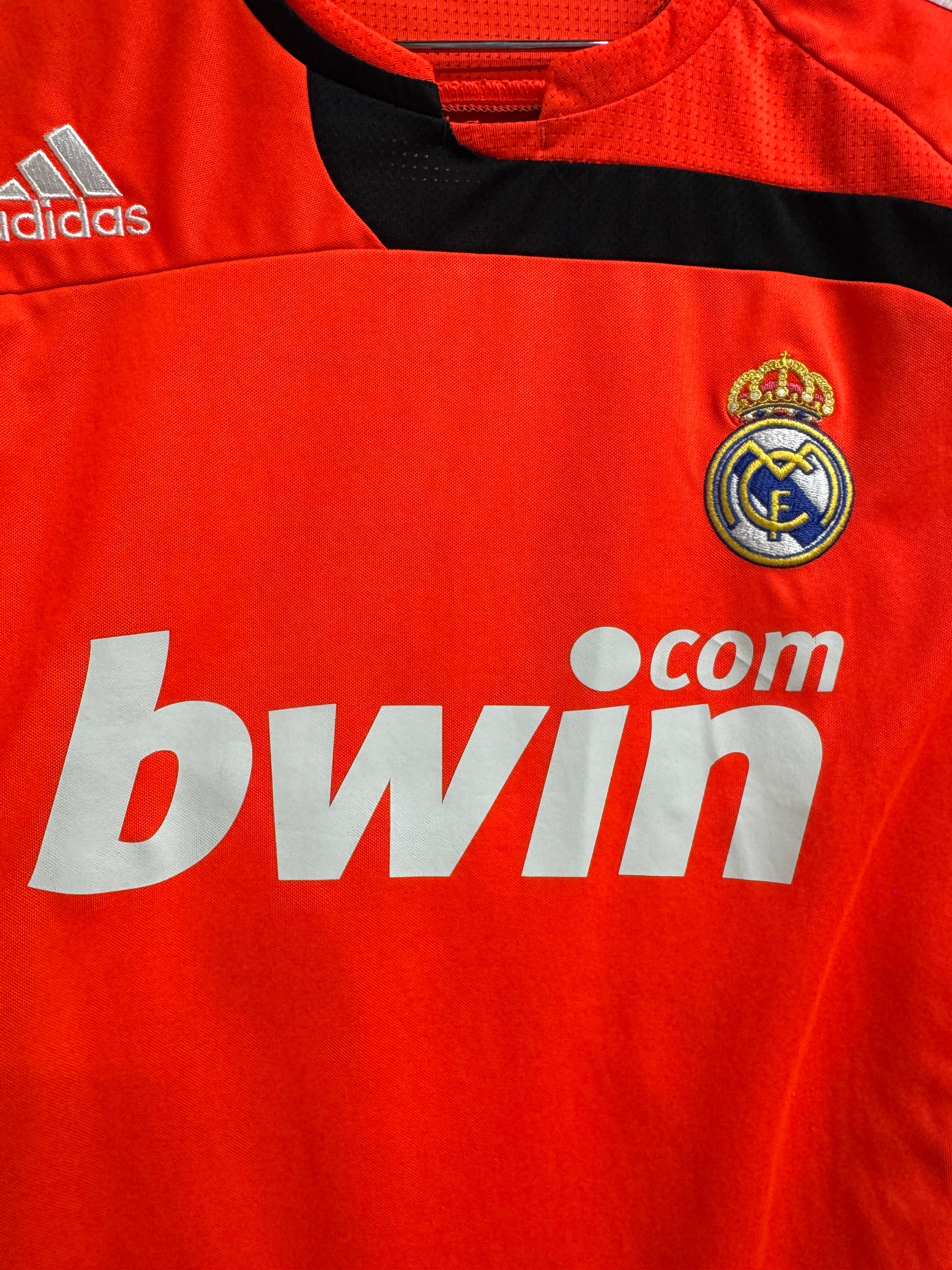 Real Madrid 2007/08 Casillas #1 Goalkeeper Shirt | Retro Screamers