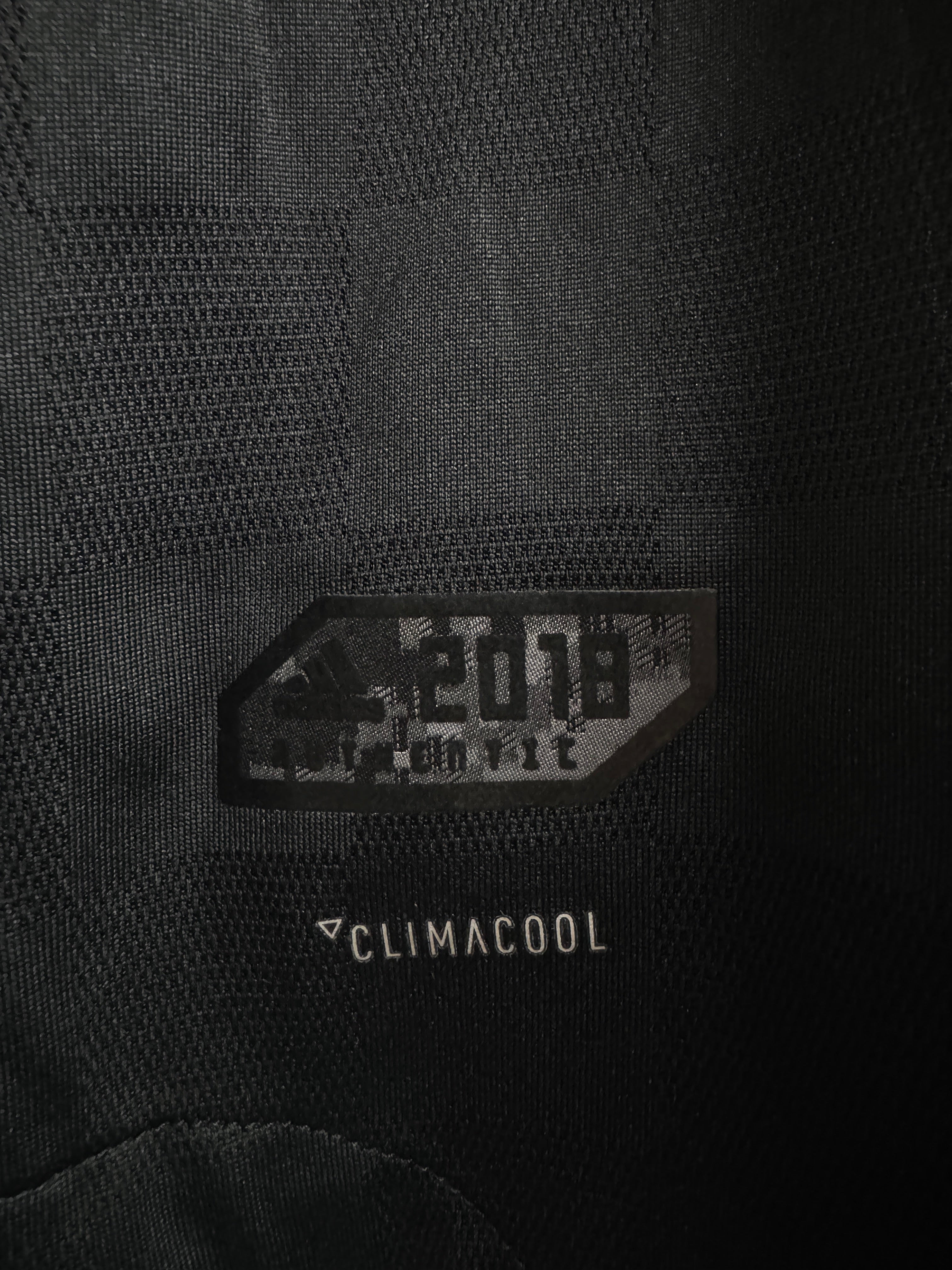 Columbus Crew 2018/20 Away Longsleeve Shirt | Retro Screamers