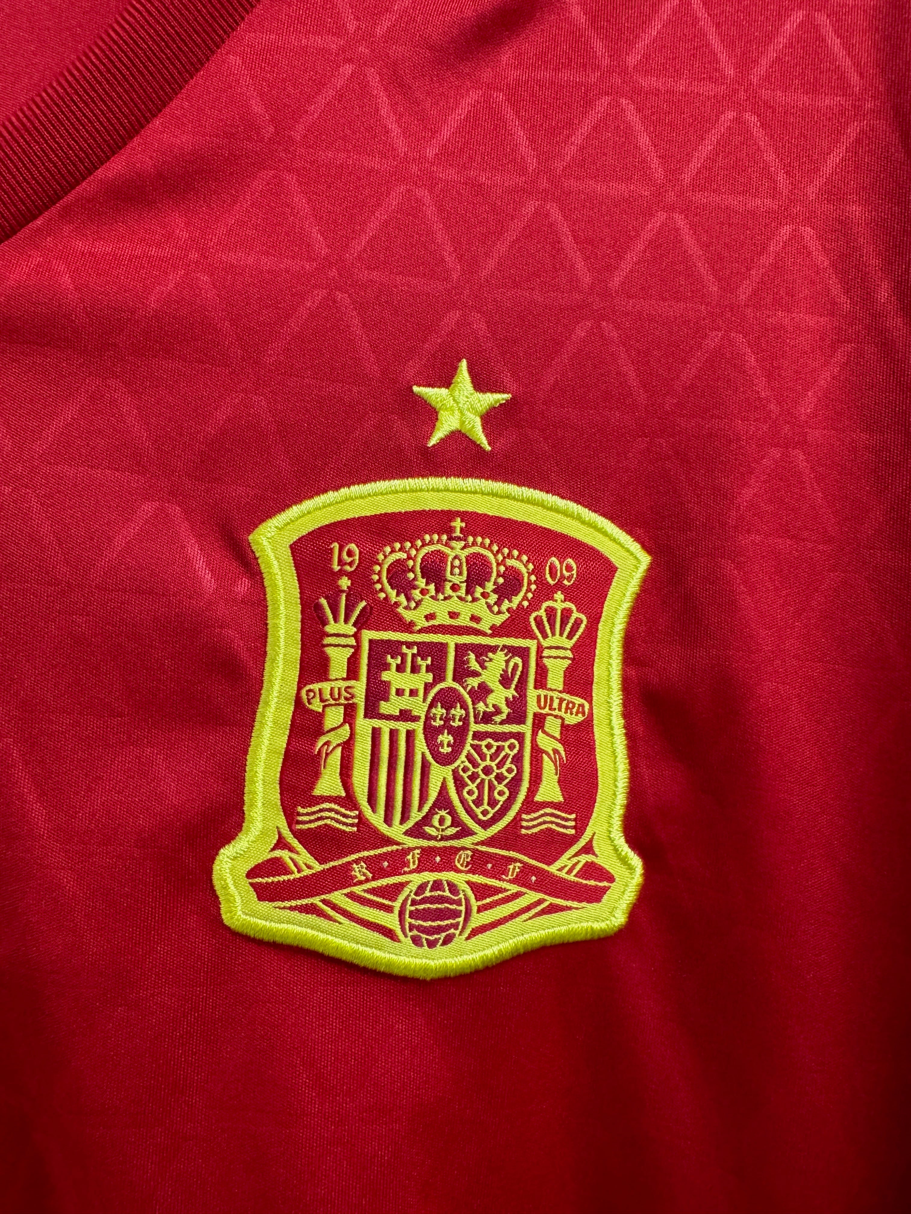Spain 2016/17 Home Shirt | Retro Screamers