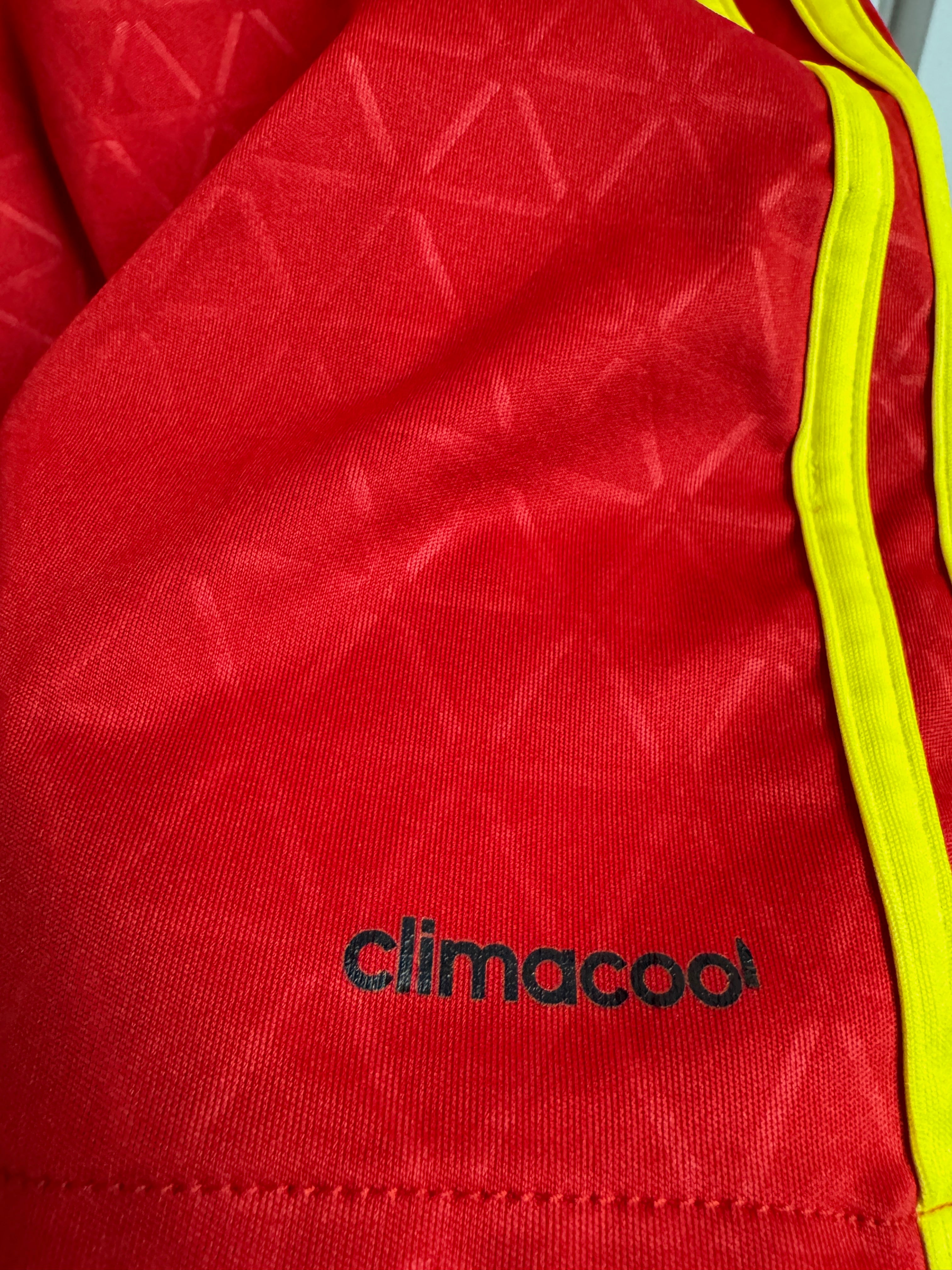 Spain 2016/17 Home Shirt | Retro Screamers