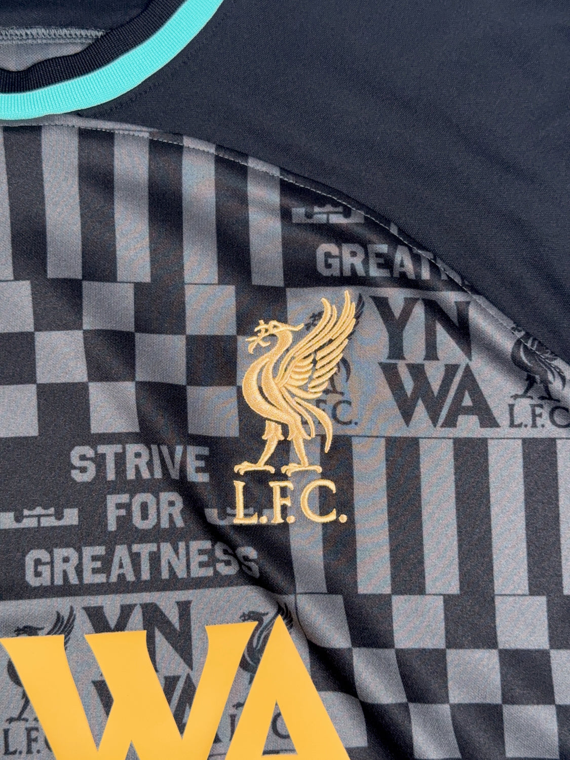 Liverpool 2023/24 Lebron James Fourth Shirt - XXL