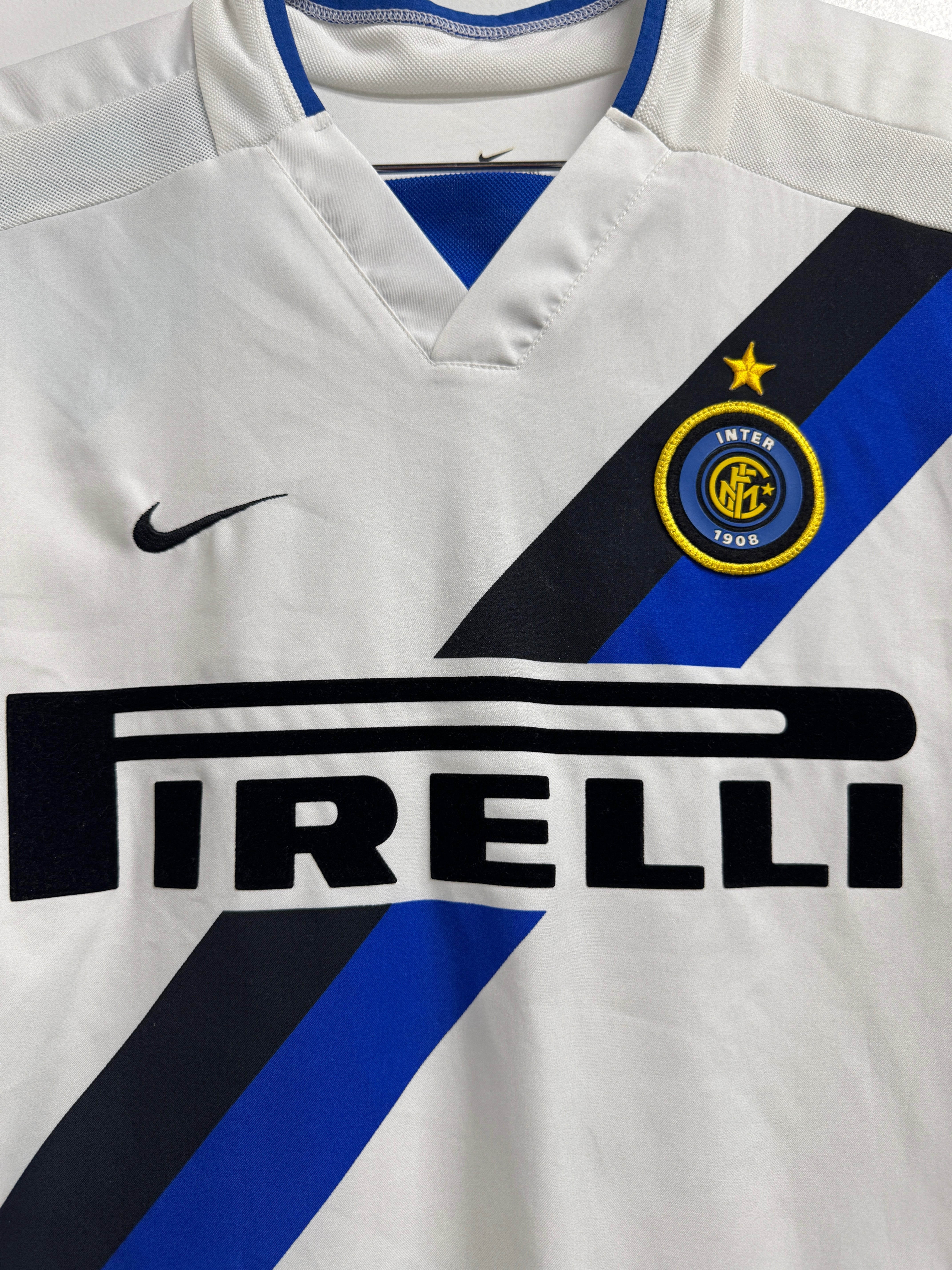 Inter Milan 2002 Away Shirt - M