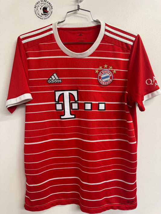 Bayern Munich 2022 Home Shirt - L