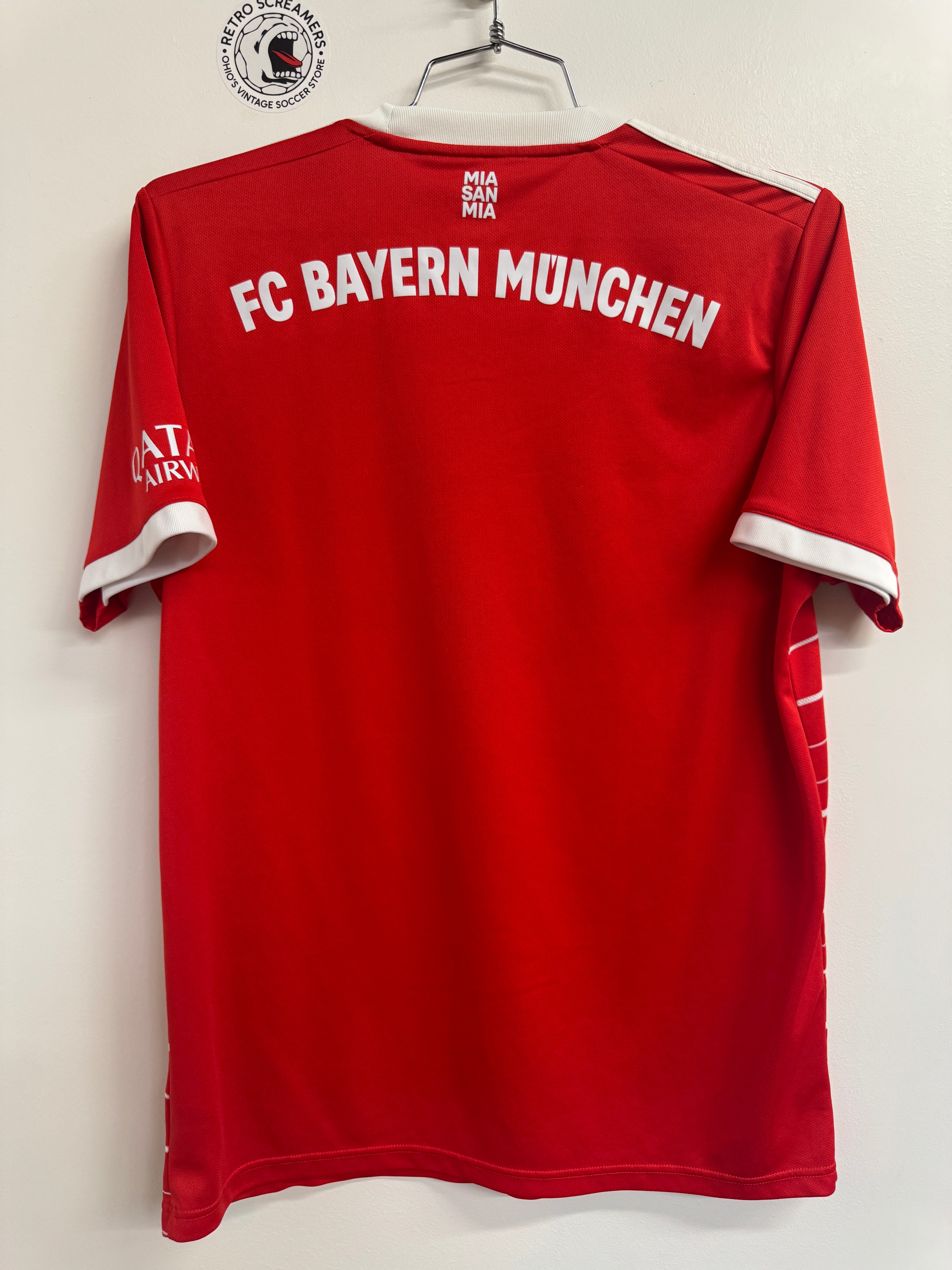 Bayern Munich 2022 Home Shirt - L