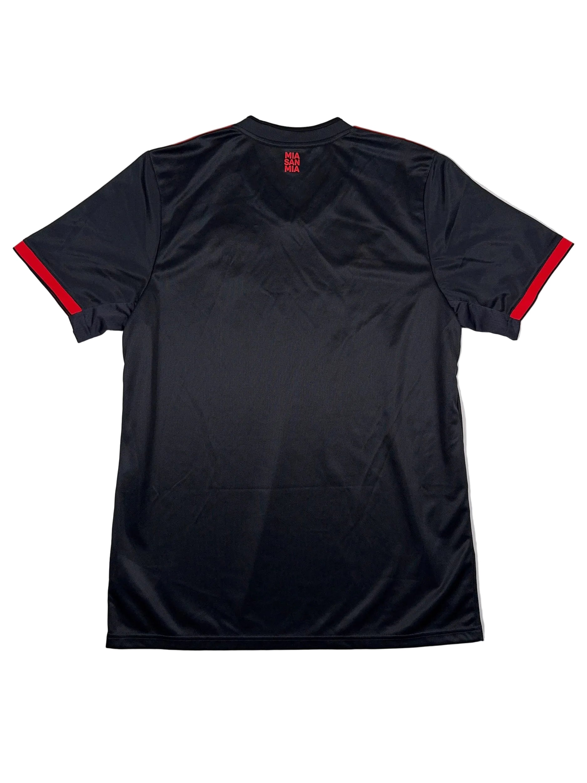 Bayern Munich 2022/23 Third Shirt - L