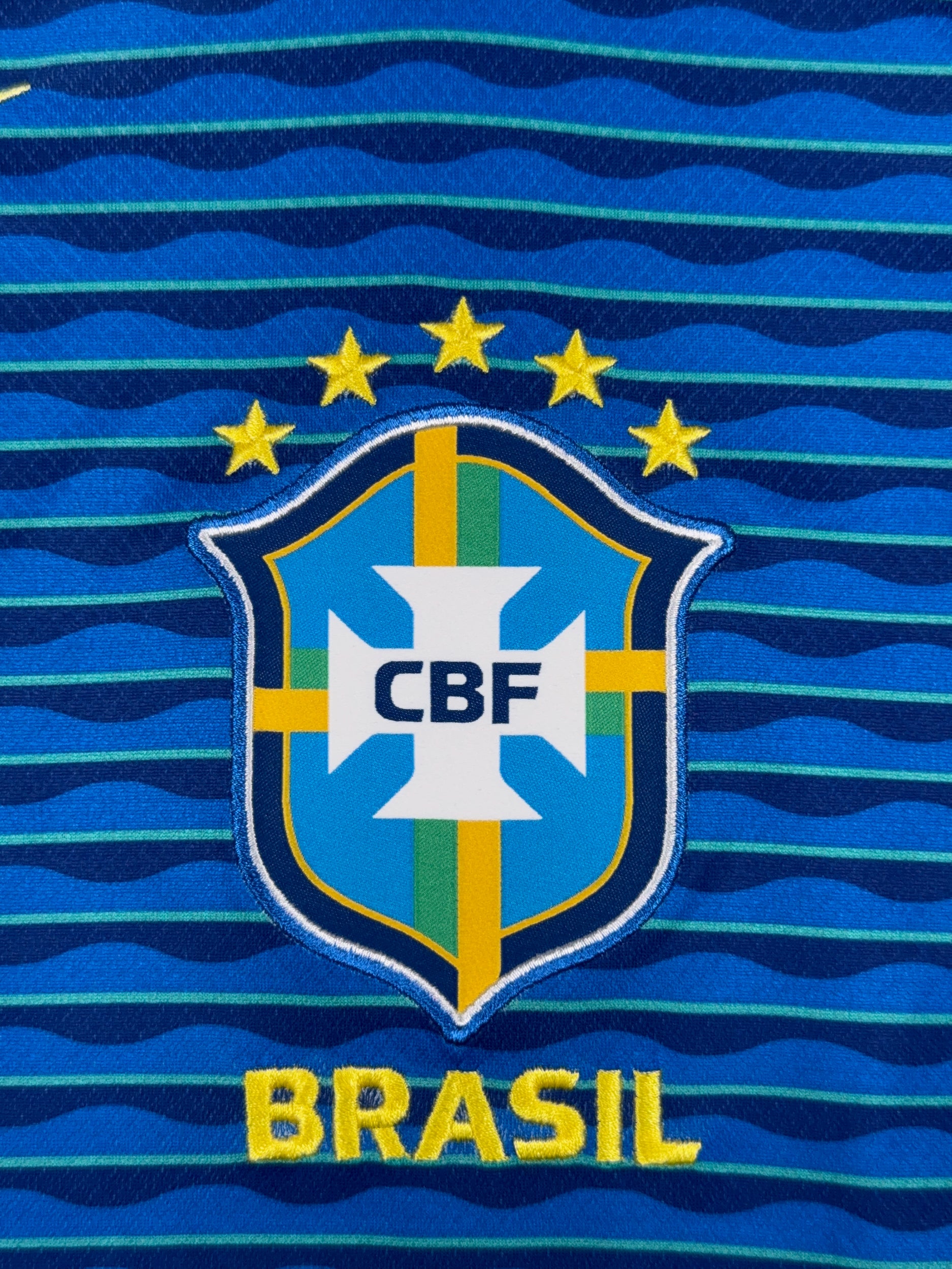 Brazil 2024/25 Vinicius Jr #7 Away Shirt - XL