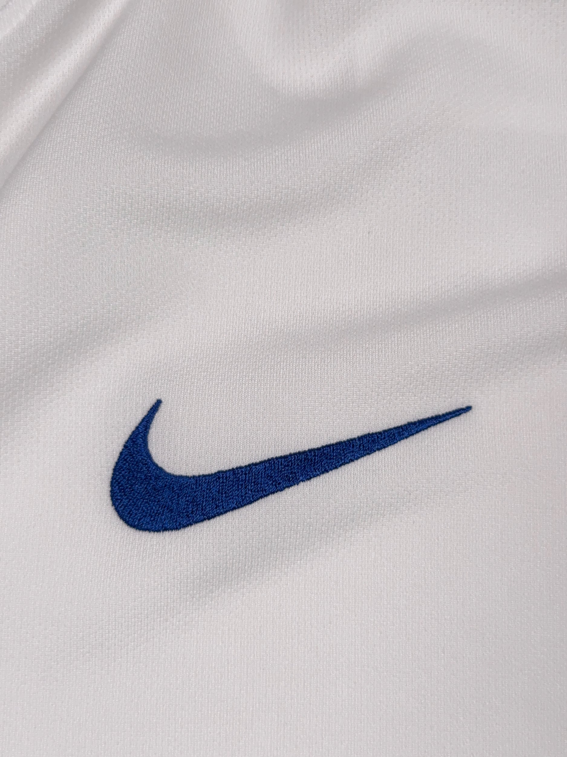 Chile 2016/17 Away Shirt - L