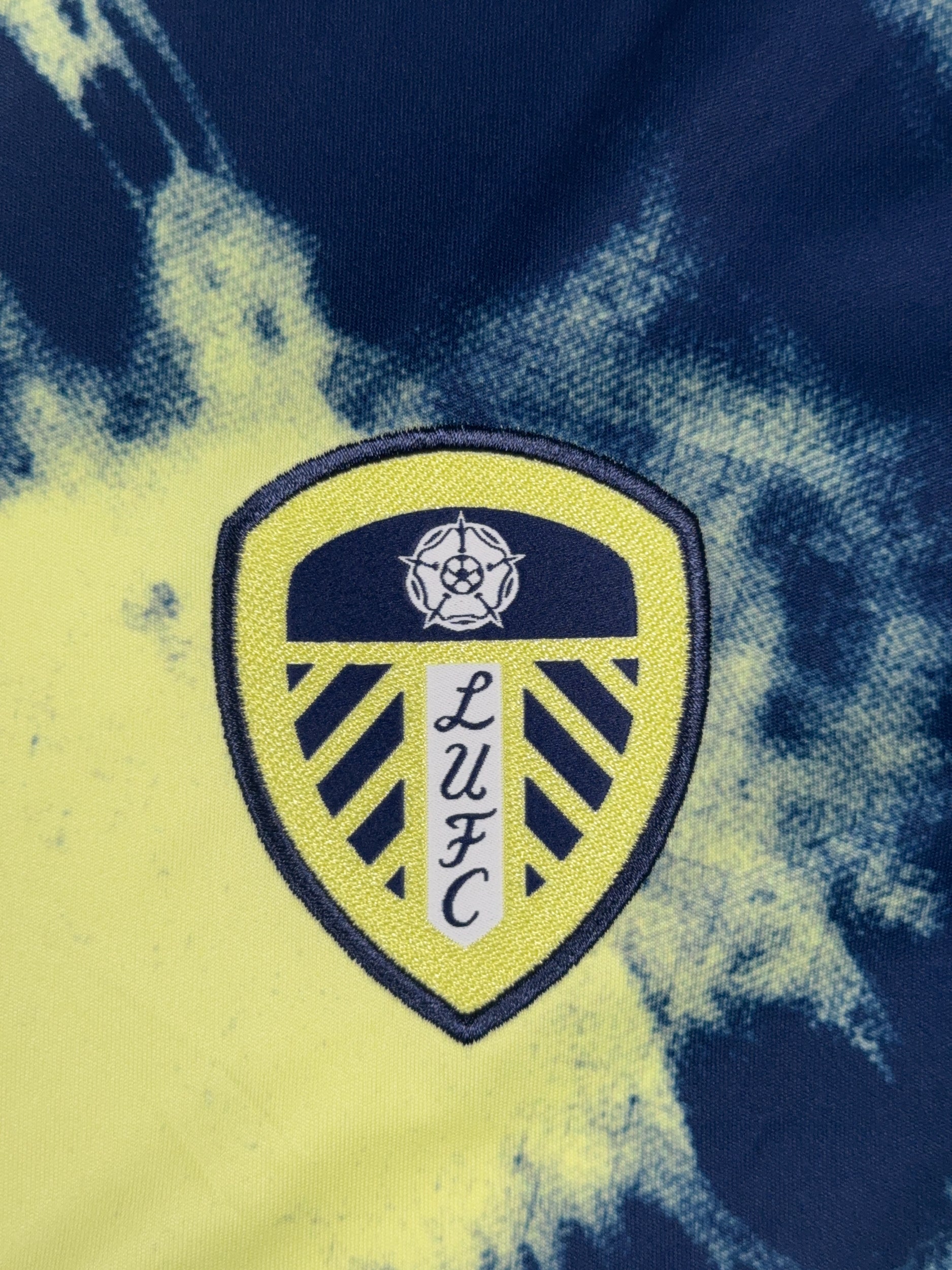 Leeds United 2022/23 Tyler Adams #12 Away Shirt - XL
