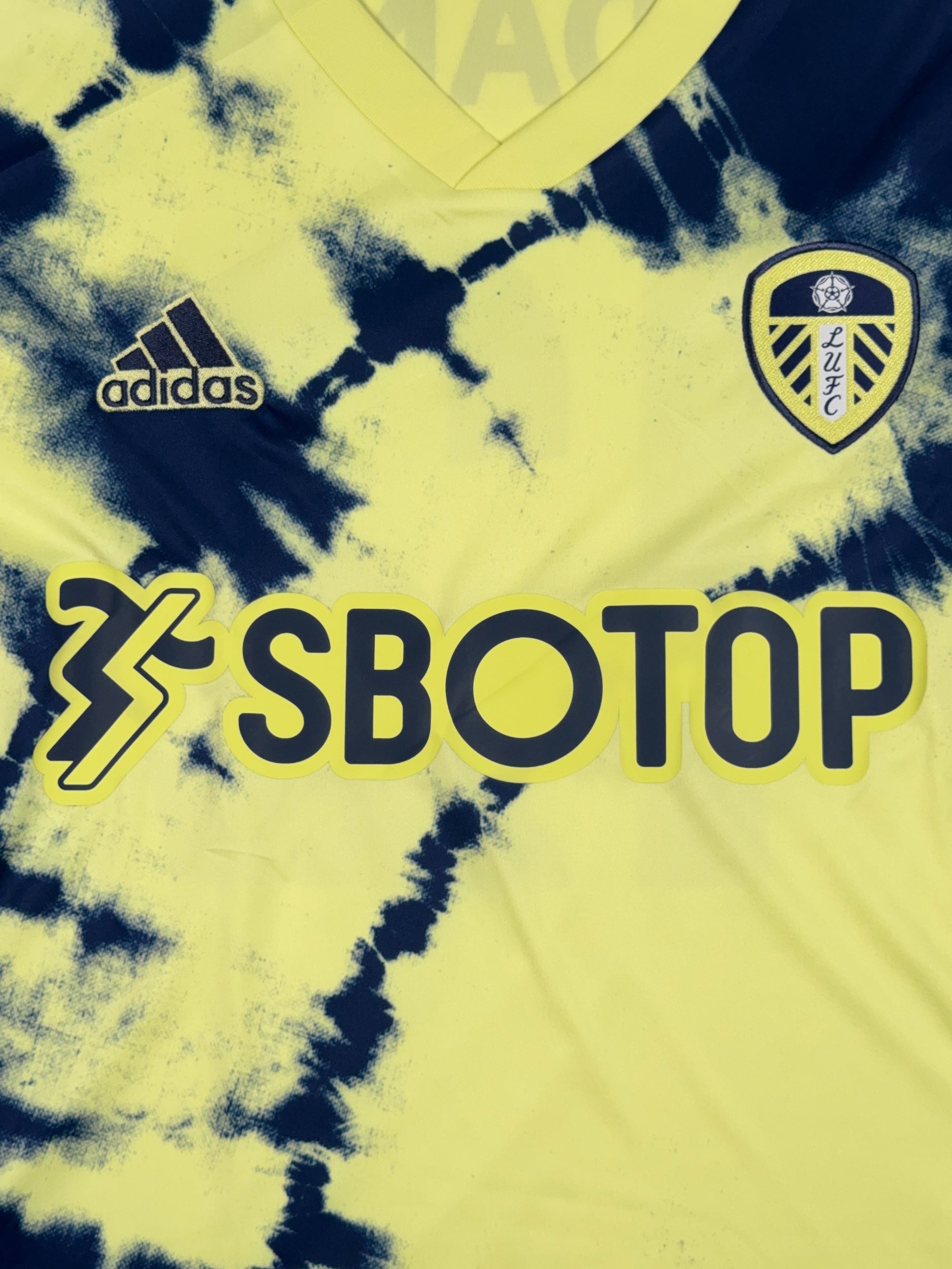 Leeds United 2022/23 Tyler Adams #12 Away Shirt - XL
