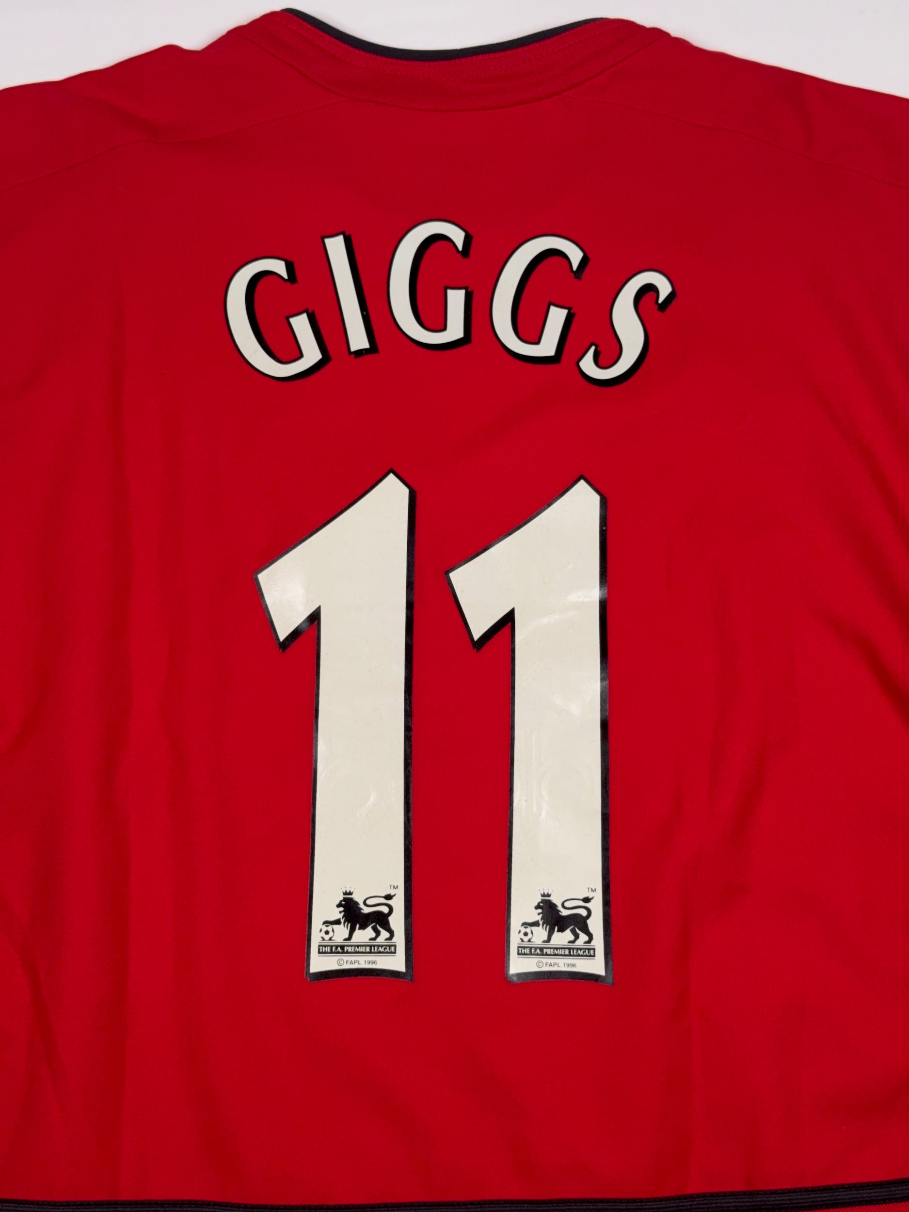 Manchester United 2002/04 Ryan Giggs #11 Longsleeve Home Shirt - L