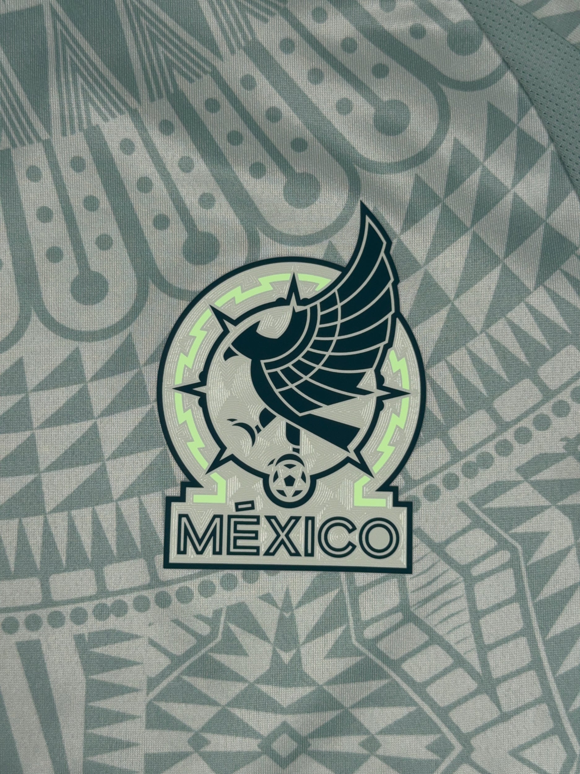 Mexico 2024/25 HEAT.RDY Away Shirt - L