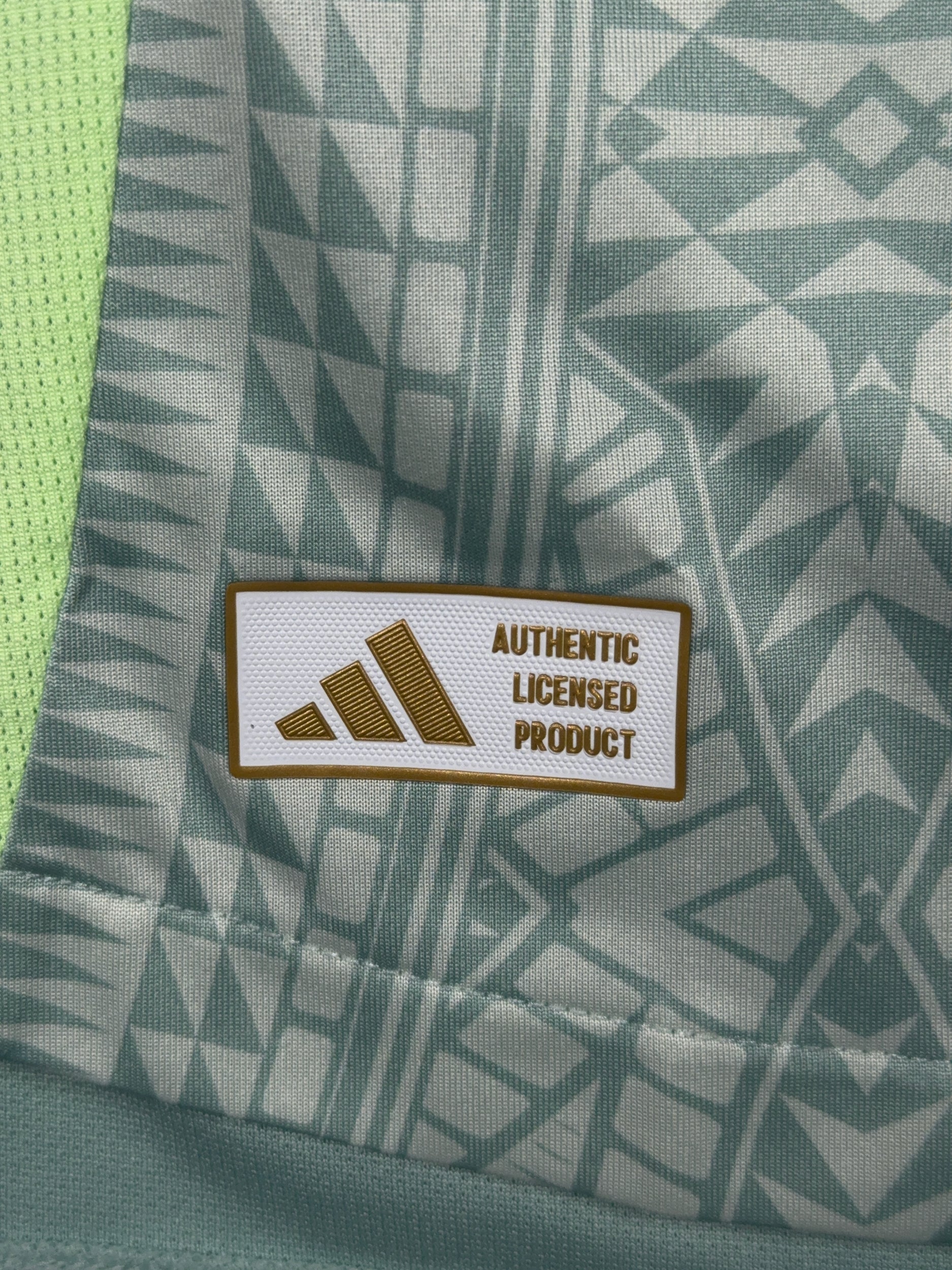 Mexico 2024/25 HEAT.RDY Away Shirt - L