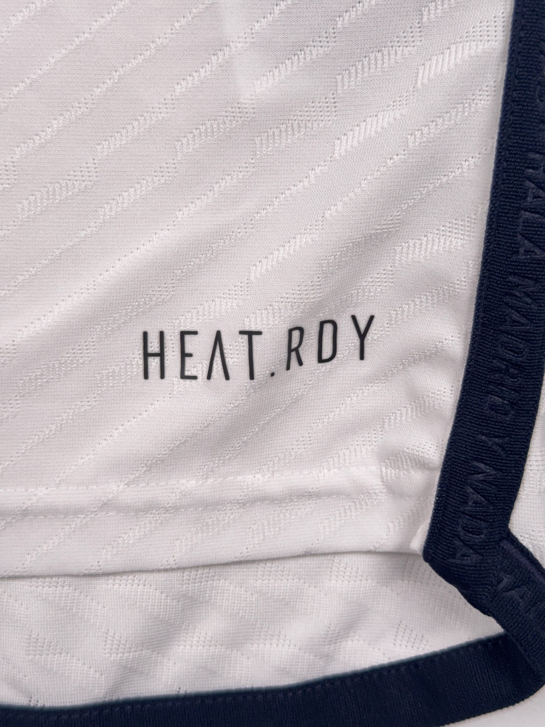 Real Madrid 2023/24 Toni Kroos #8 HEAT.RDY Home Shirt - XL