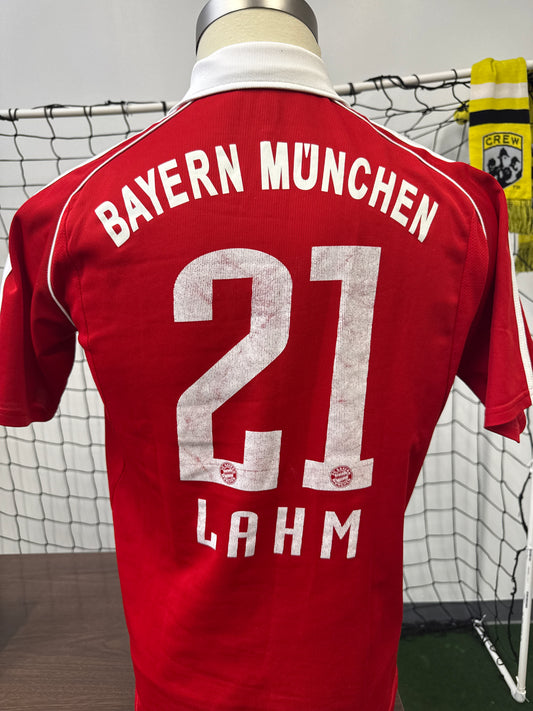 Bayern Munich 2005/06 Philipp Lahm #21 Home Shirt | Retro Screamers