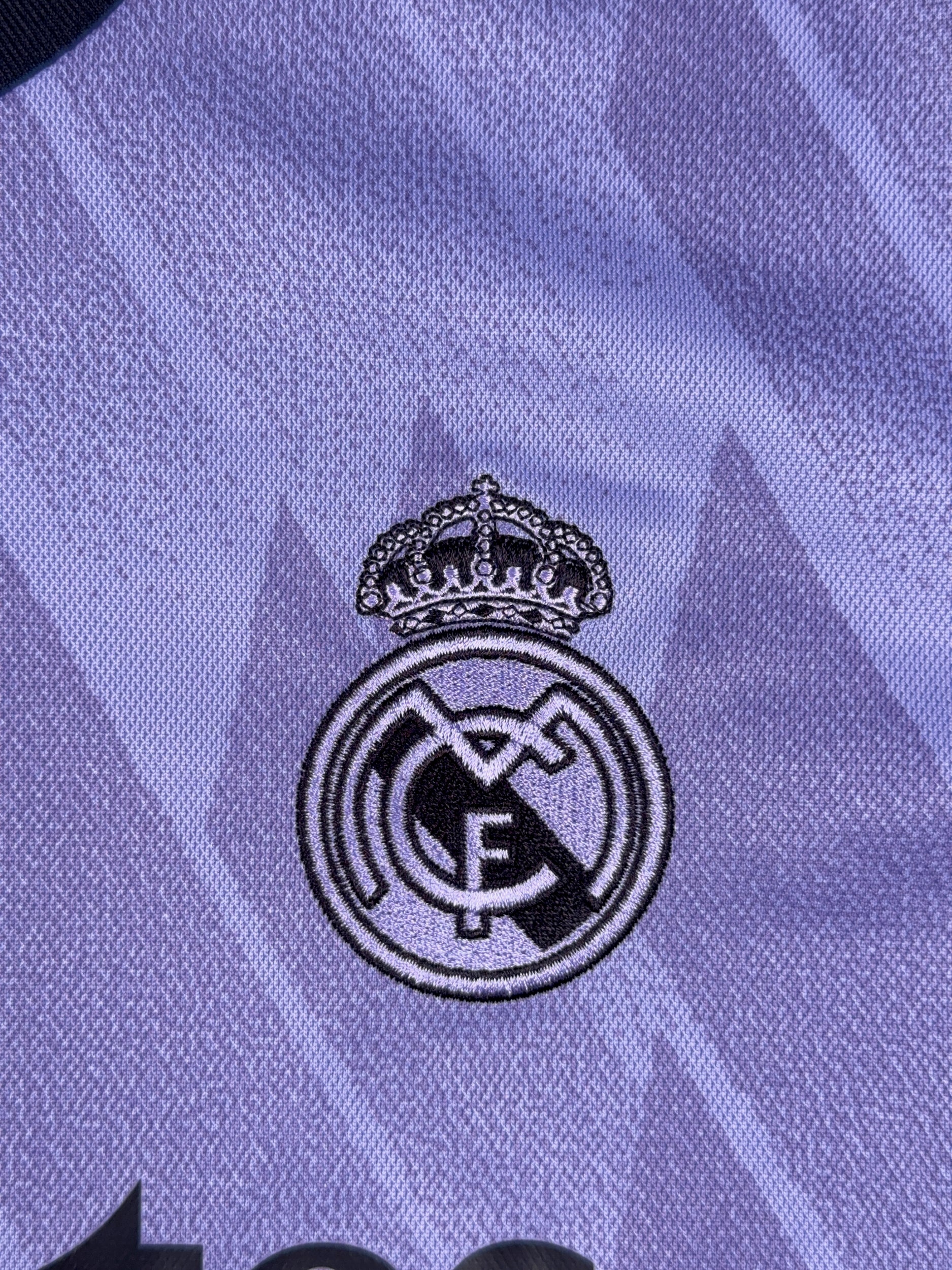 Real Madrid 2022/23 Karim Benzema #9 Away Shirt - XL
