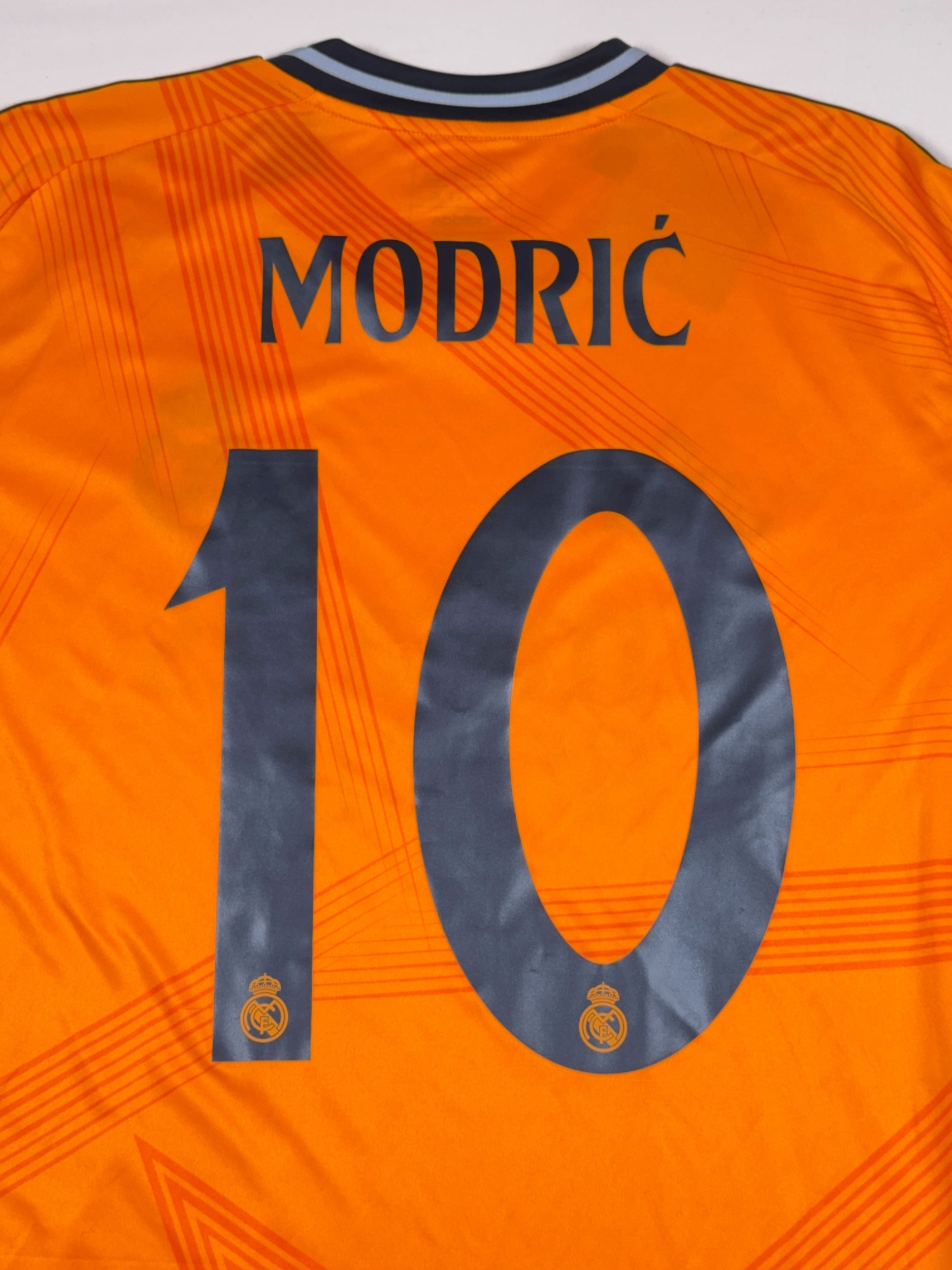 Real Madrid 2024/25 Luka Modric #10 Longsleeve Away Shirt - XL