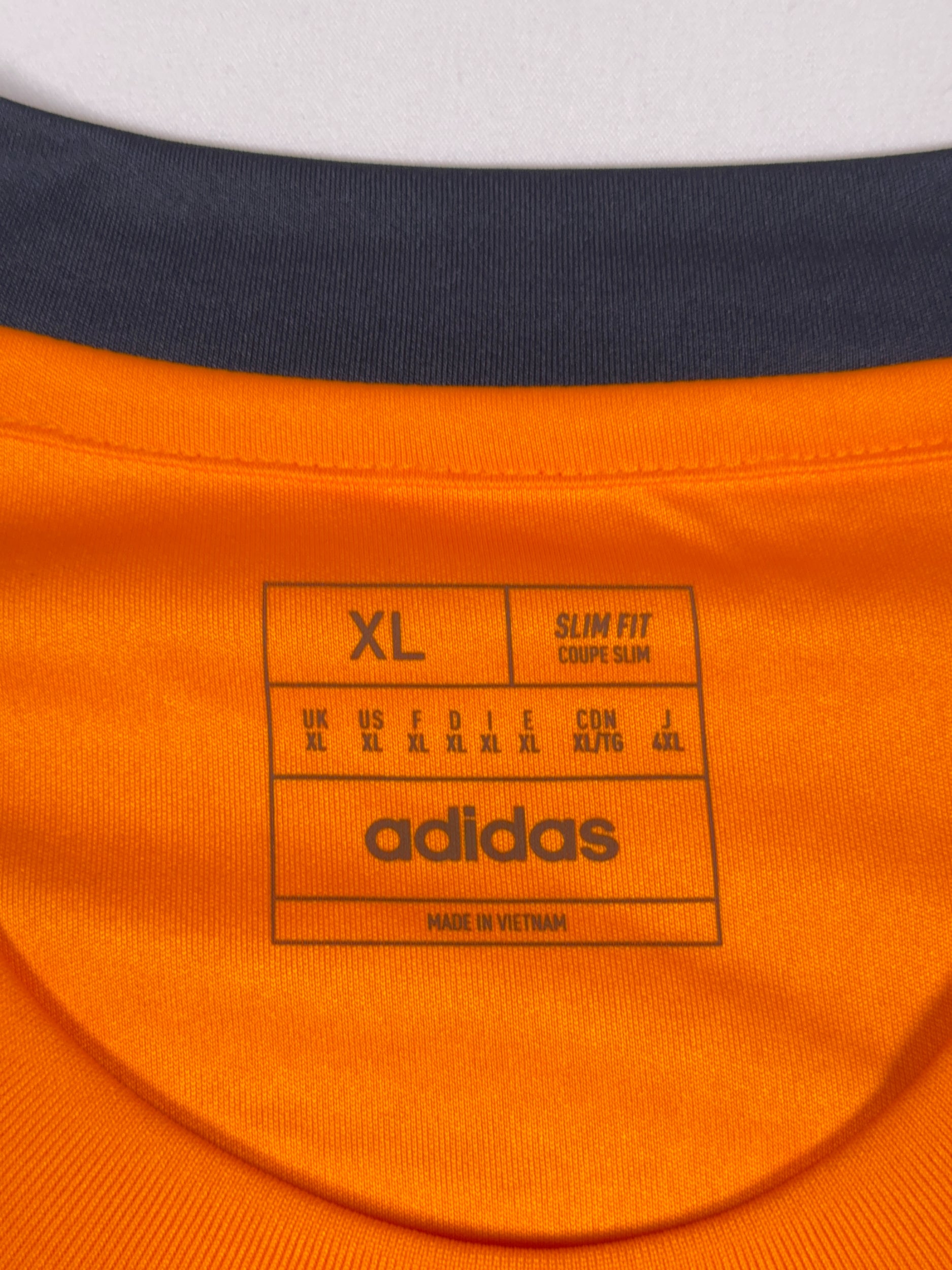 Real Madrid 2024/25 Away Shirt - XL