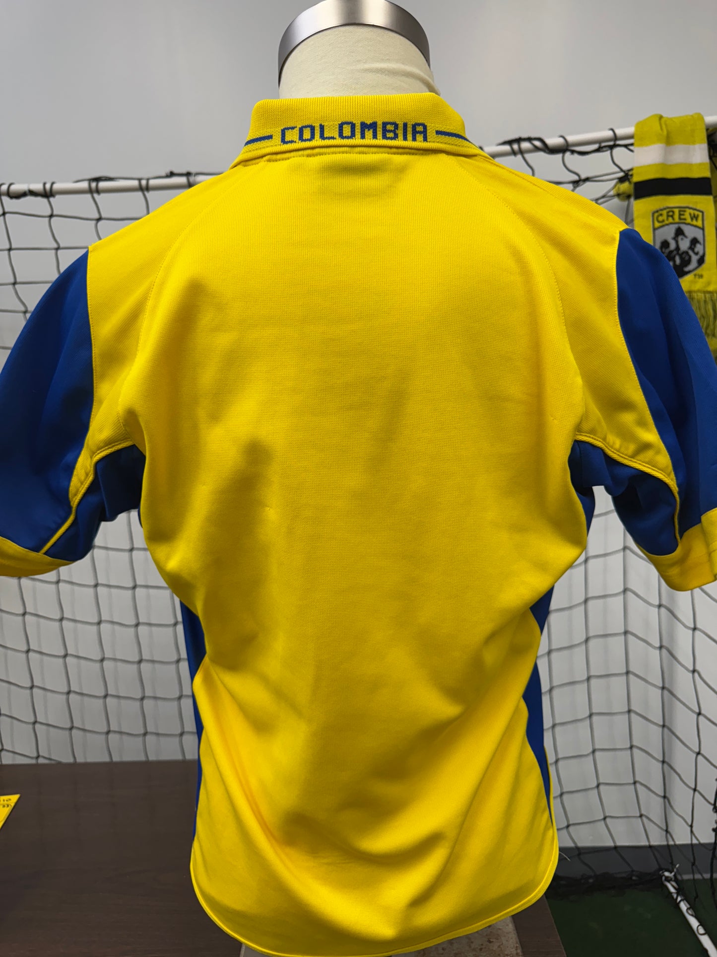 Colombia 2003 Home - M