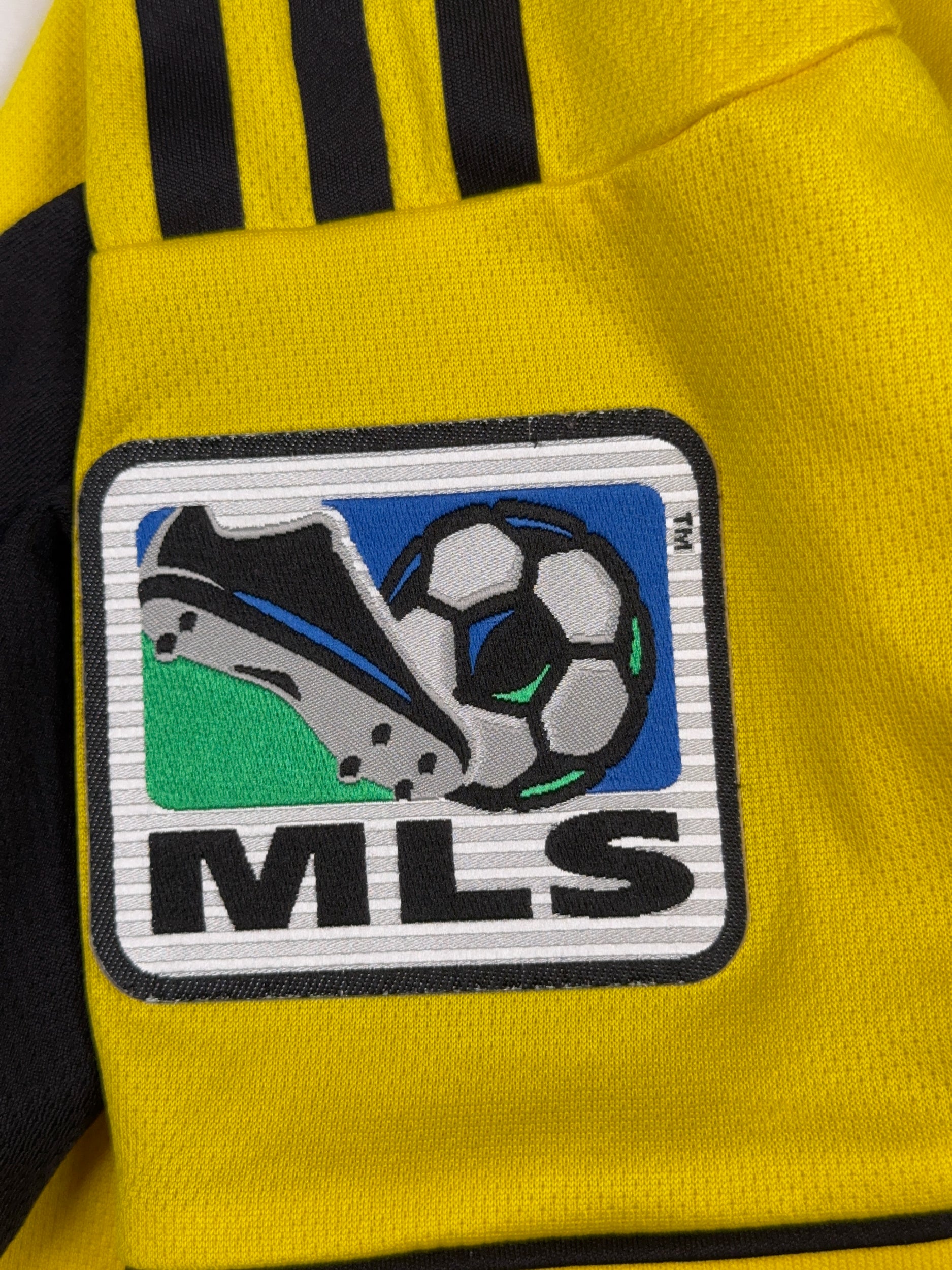 Columbus Crew 2012/14 Tony Tchani #6 Formotion Home Shirt - L